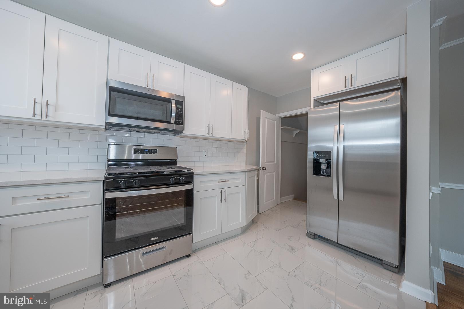 7311 Sherwood Rd