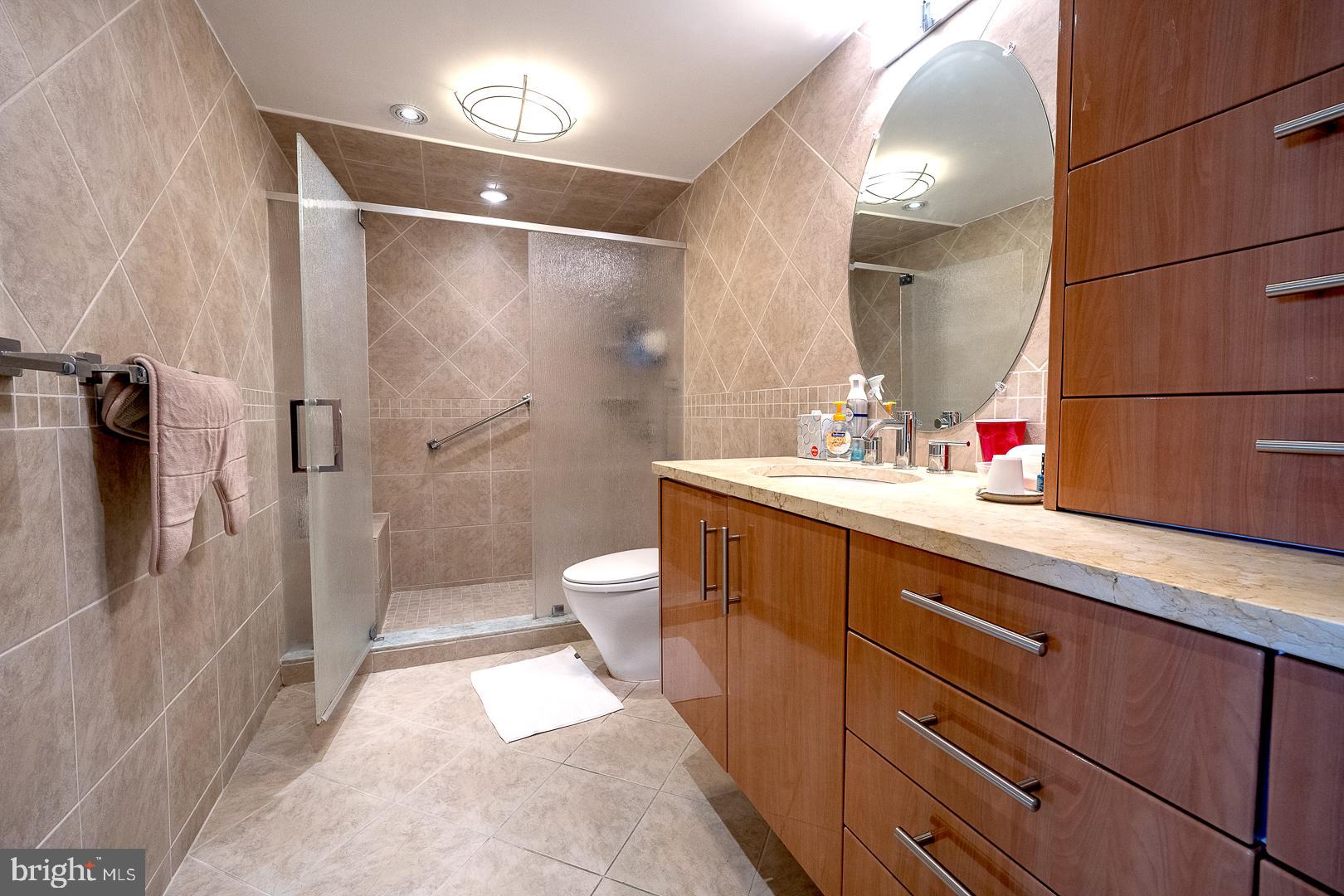 1901 John F Kennedy Blvd #1321-22