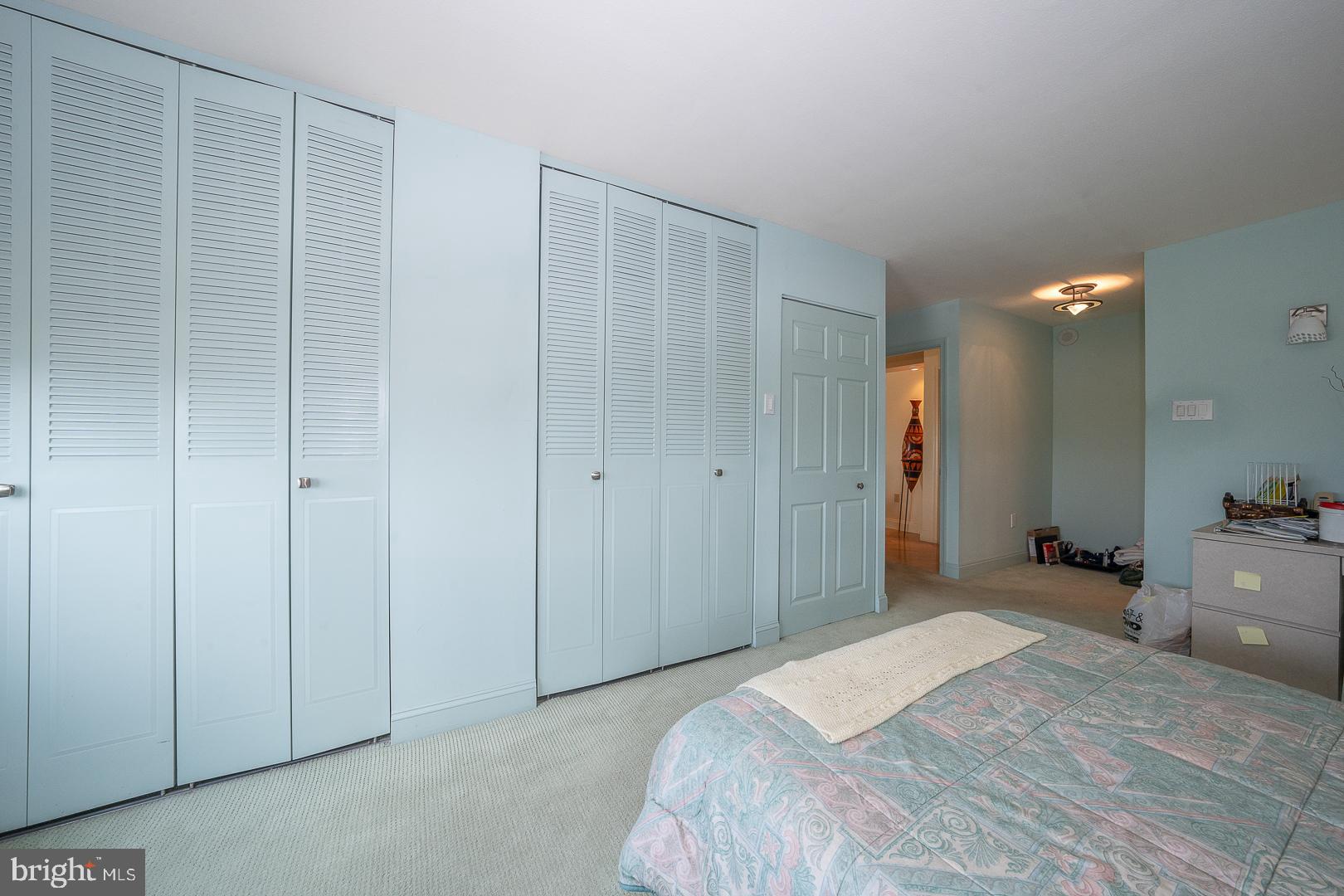 1901 John F Kennedy Blvd #1321-22