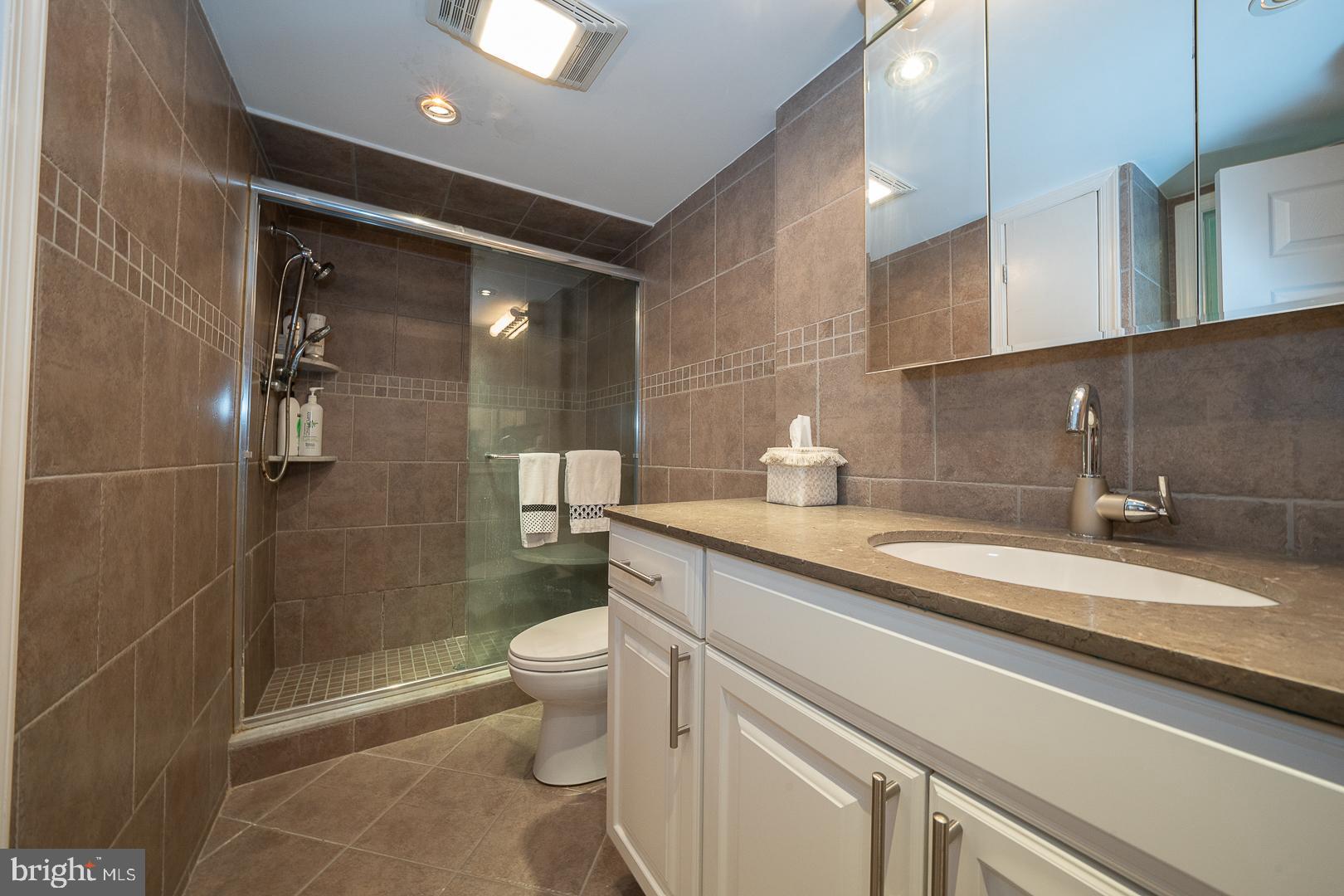 1901 John F Kennedy Blvd #1321-22