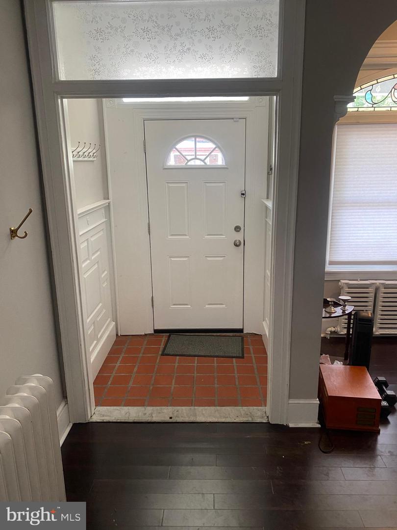 167 W Abbottsford Ave