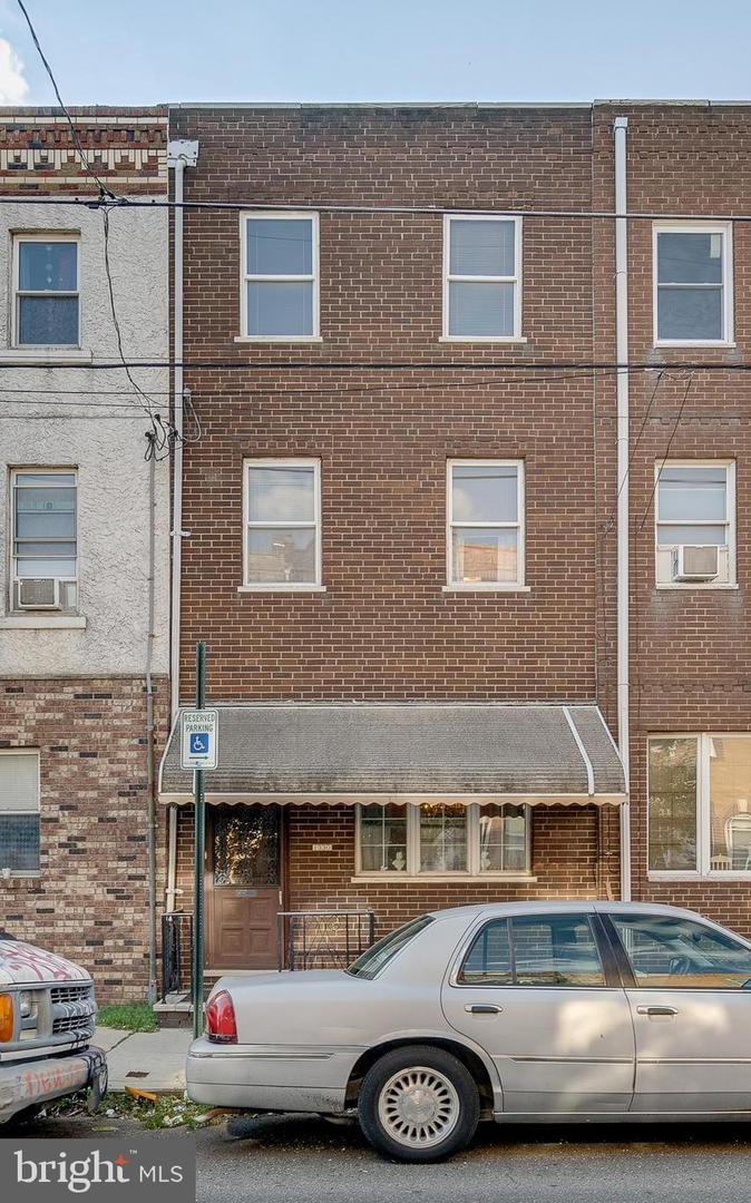 1330 S 7th St