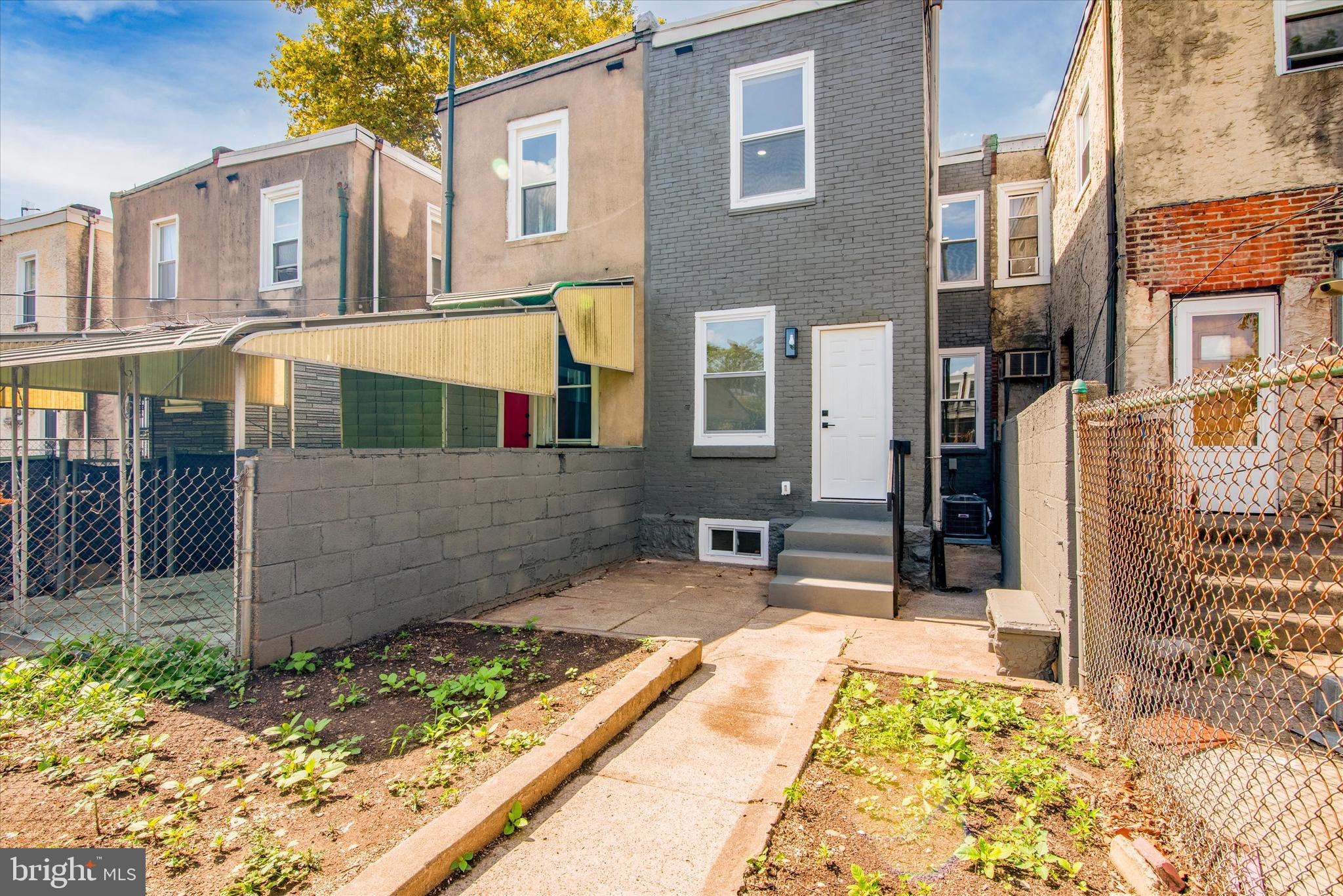 349 N Edgewood St
