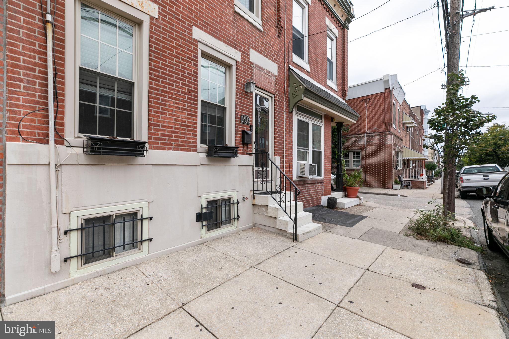 208 McKean St