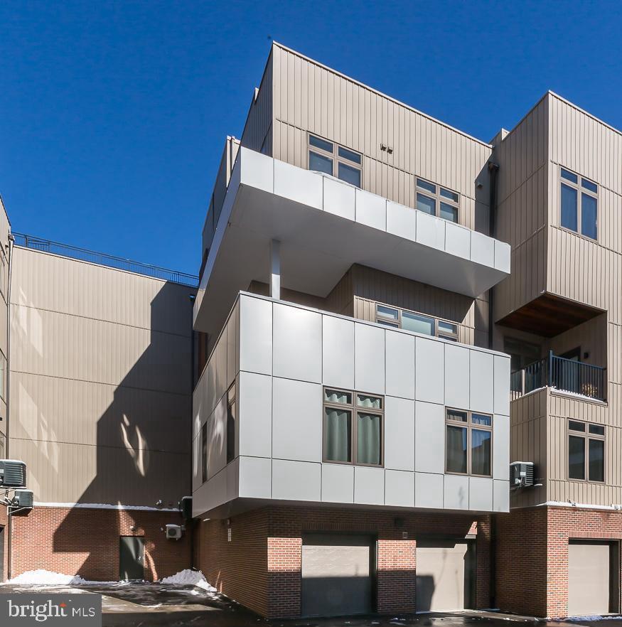 252 Poplar St