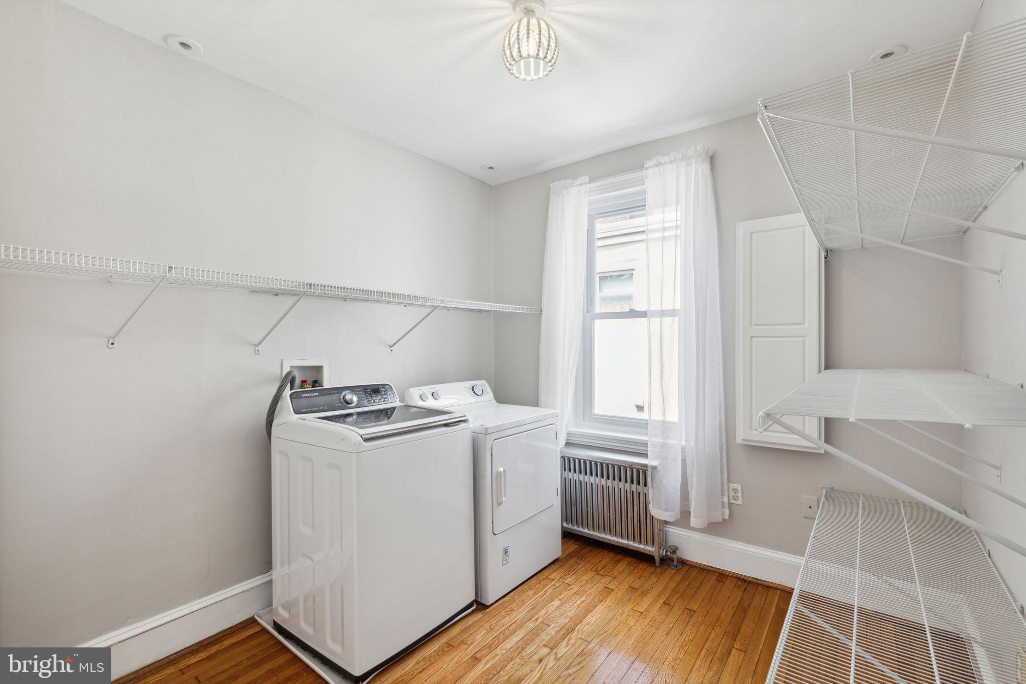 1330 E Montgomery Ave