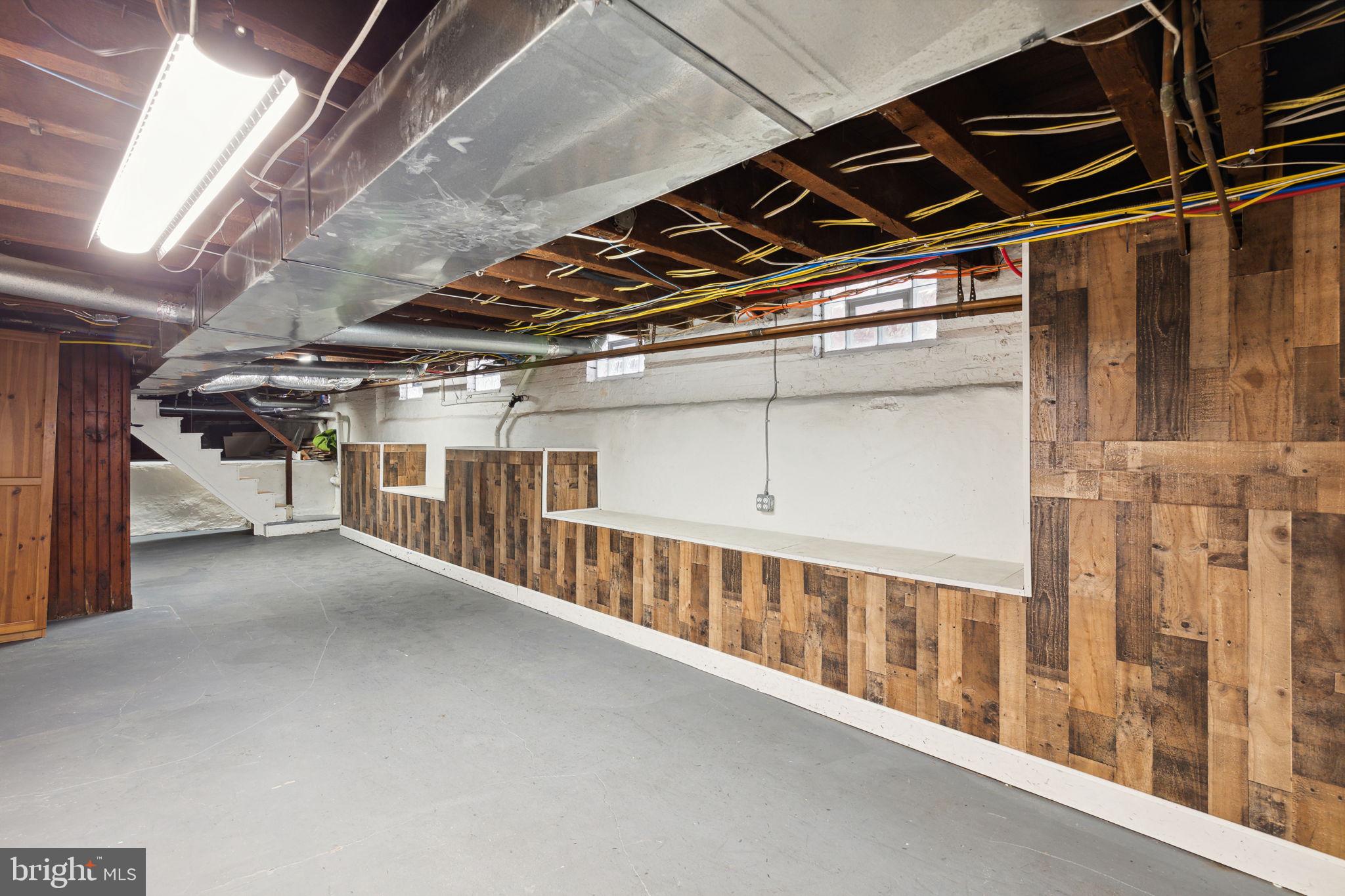 1330 E Montgomery Ave