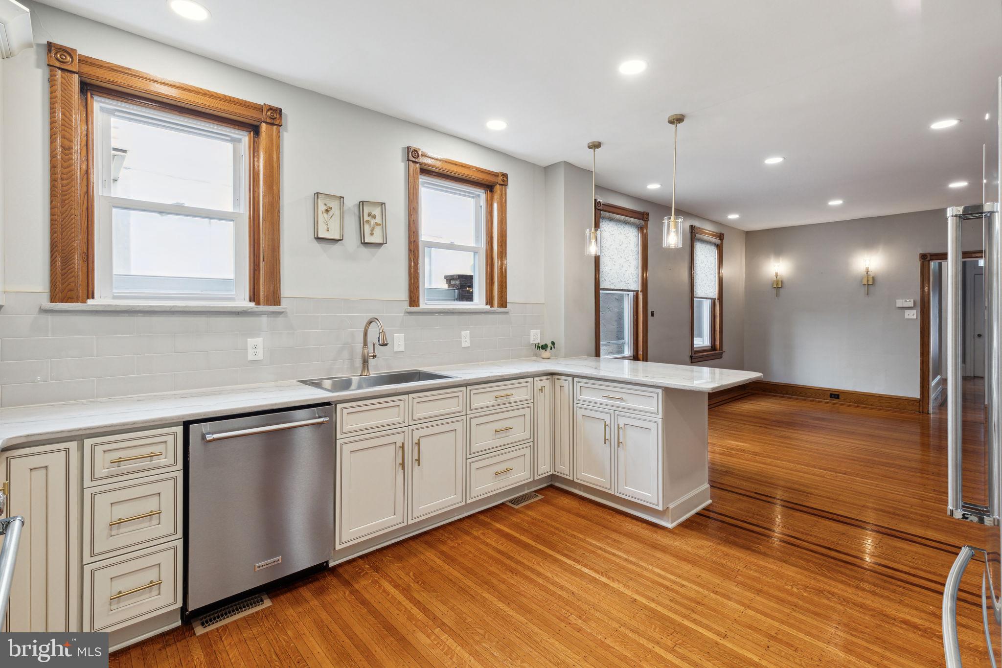 1330 E Montgomery Ave