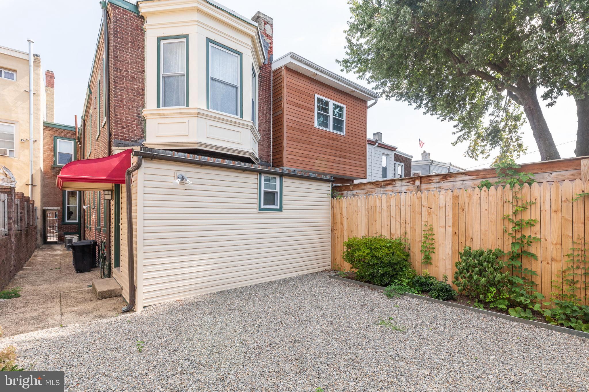 1330 E Montgomery Ave