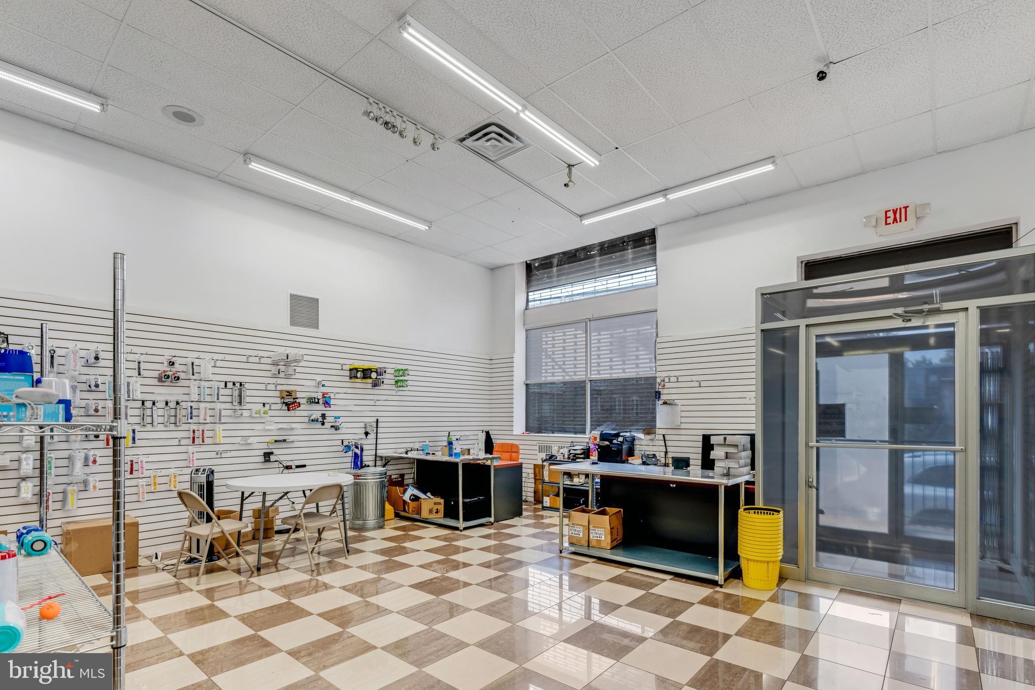 315 W Olney Ave