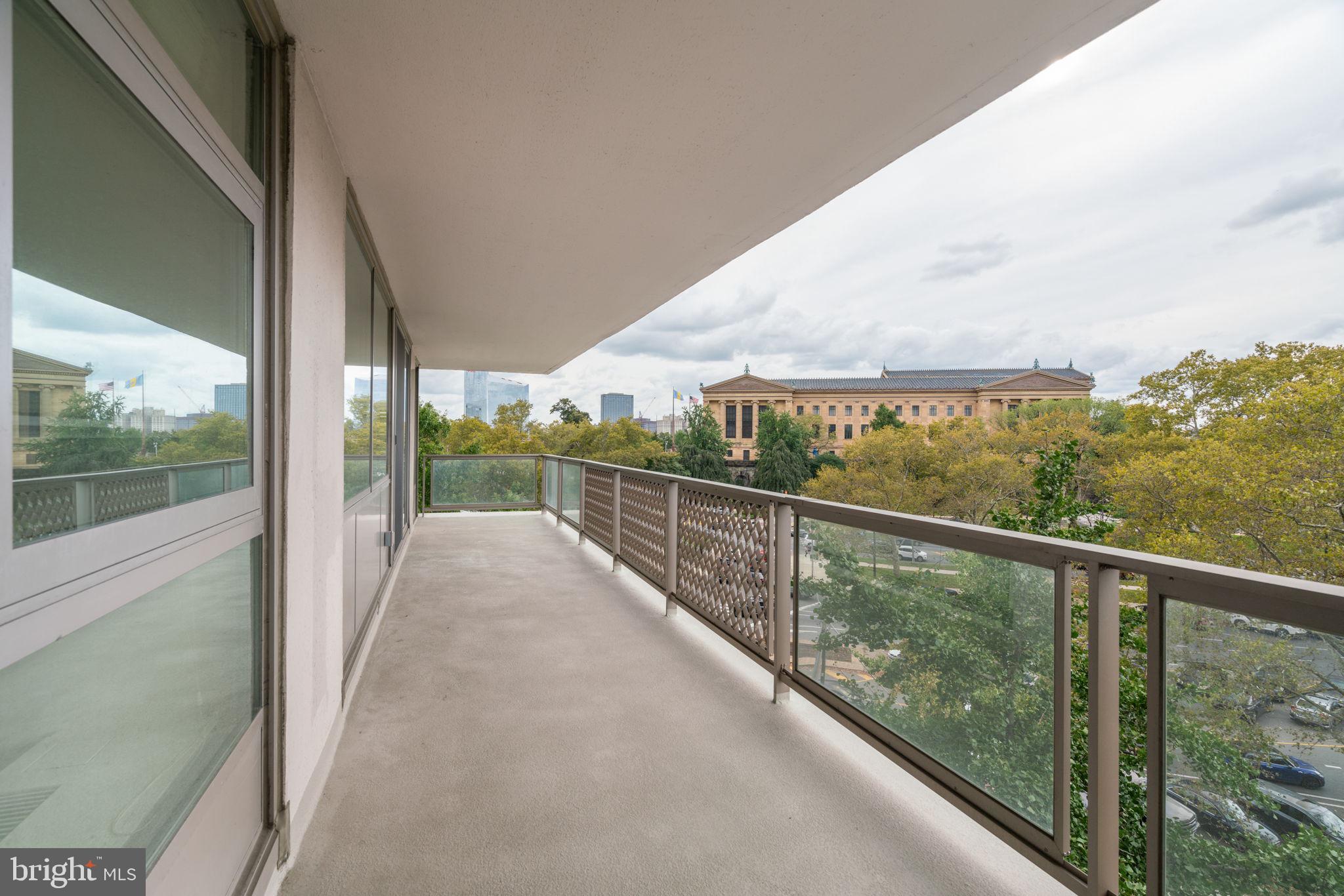 2401 Pennsylvania Ave #5a4