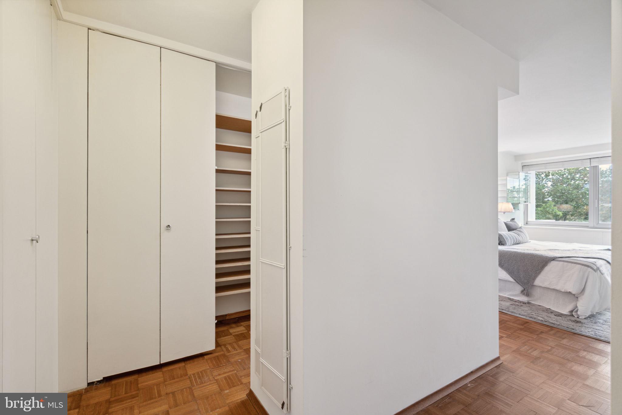 2401 Pennsylvania Ave #5a4