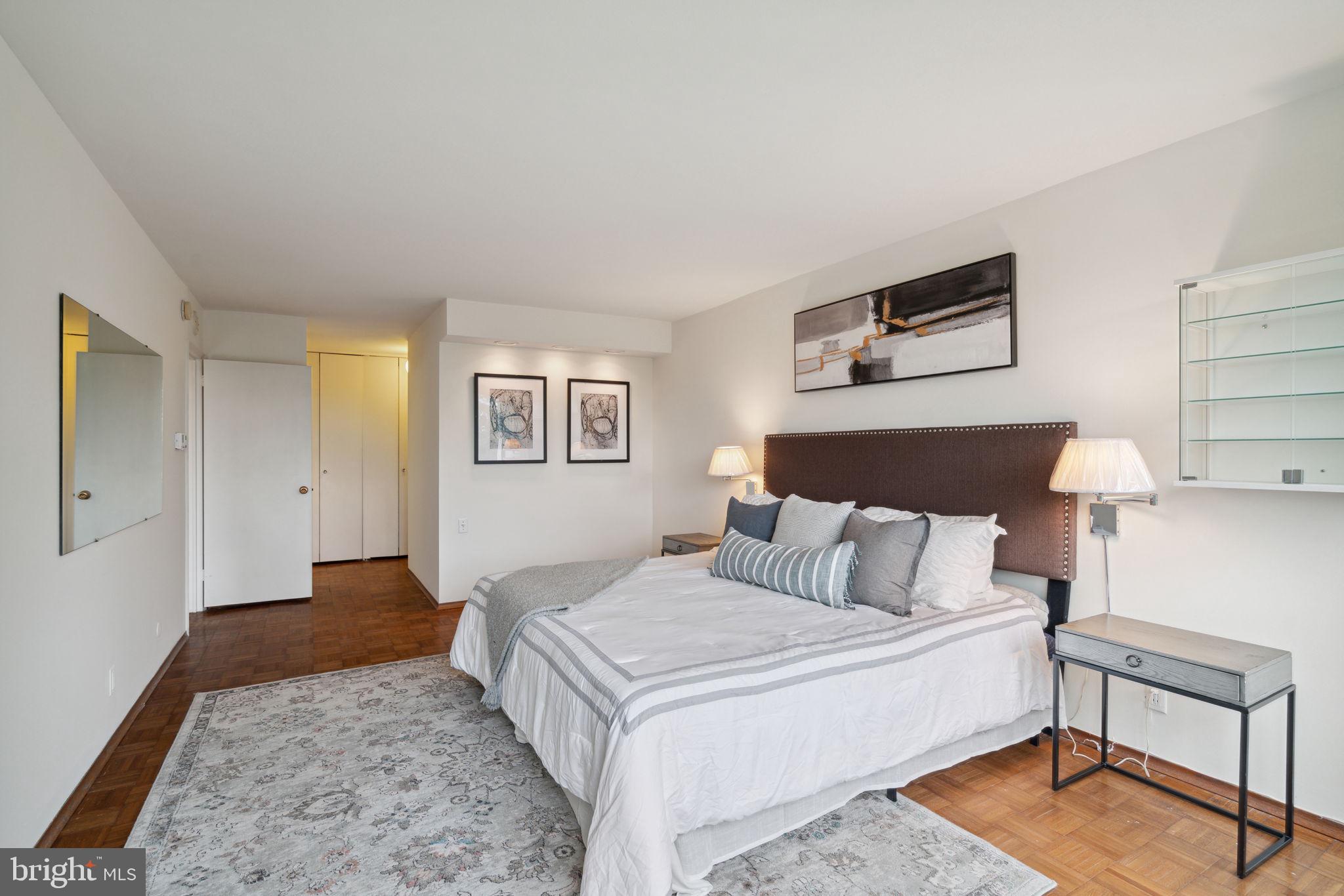 2401 Pennsylvania Ave #5a4