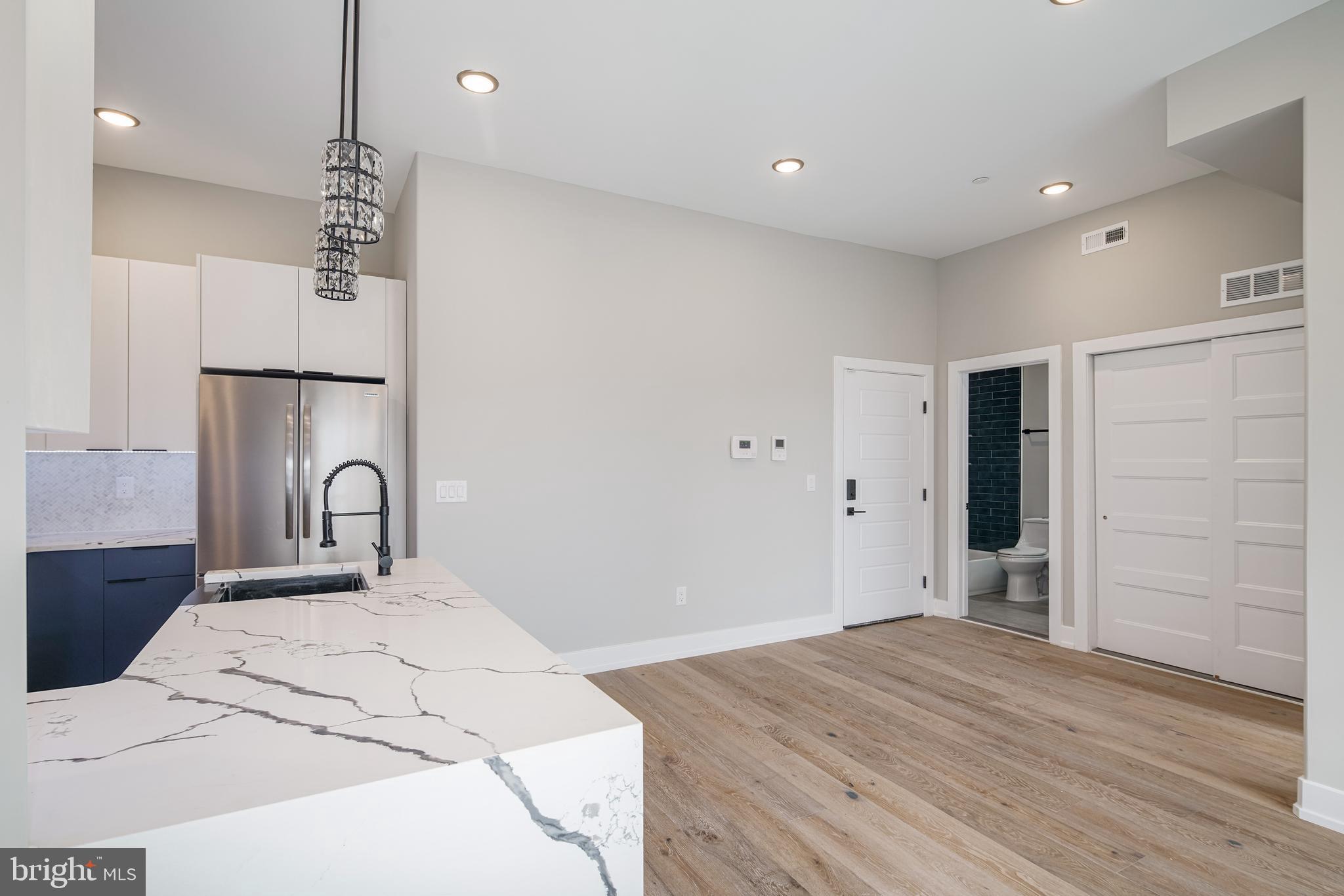 1645 Germantown Ave #3