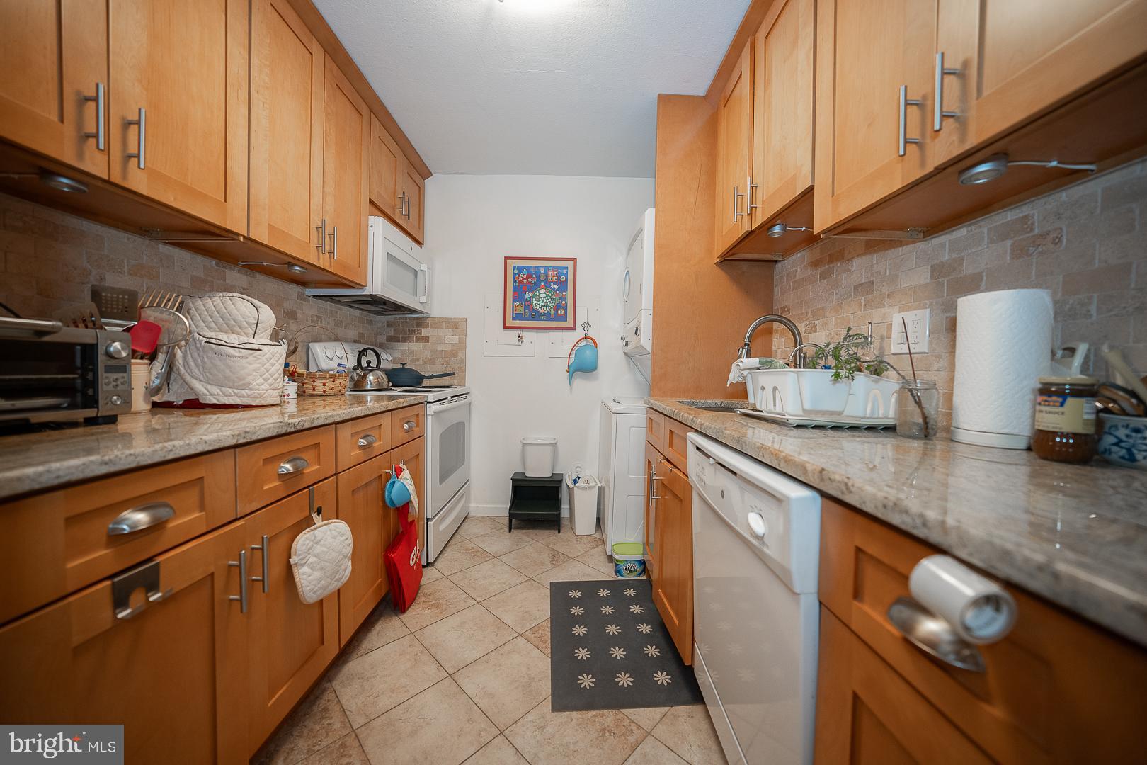 1919 Chestnut St #815