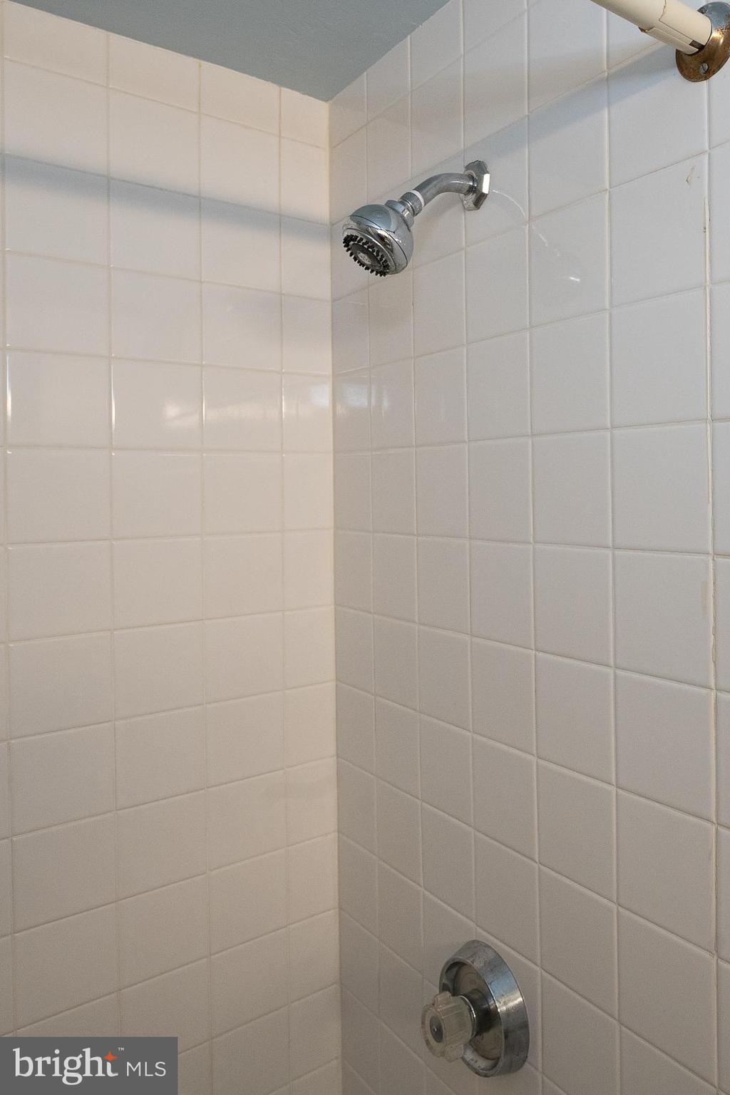 1919 Chestnut St #815