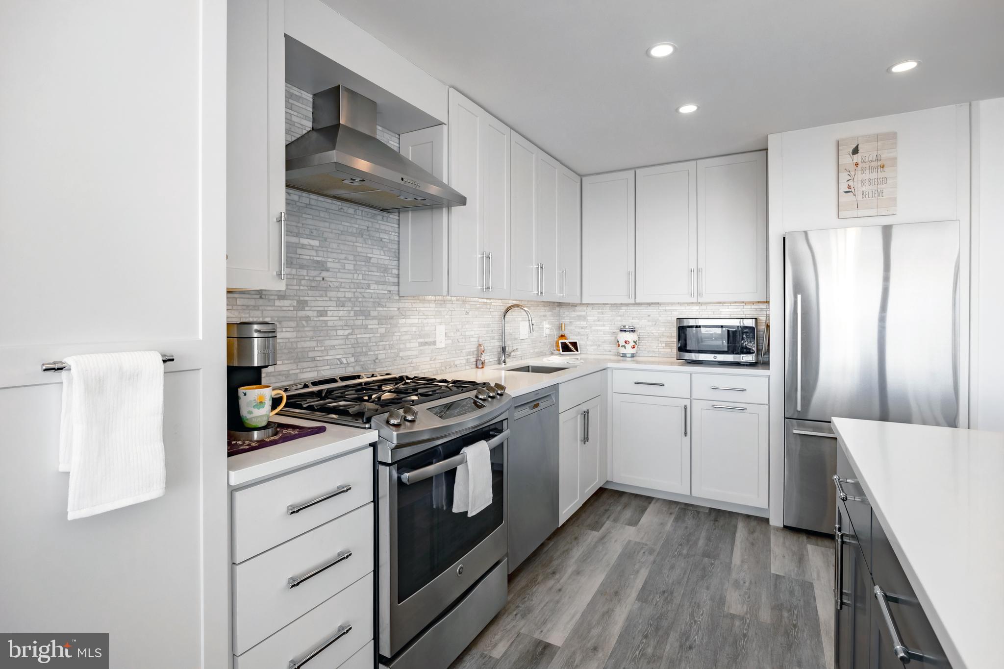 2401 Pennsylvania Ave #18b27