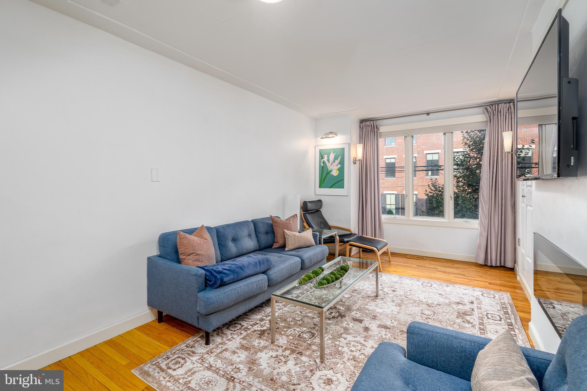 708 S 7th St