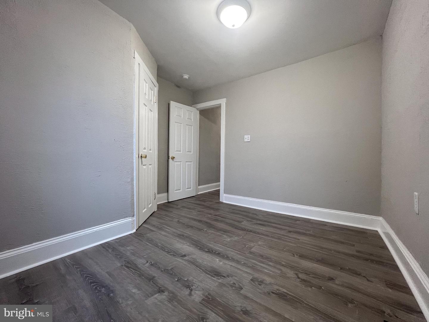 2008 W Laveer St