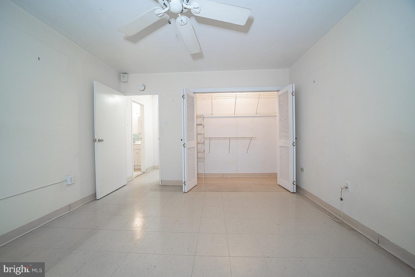 118 S 21st St #204