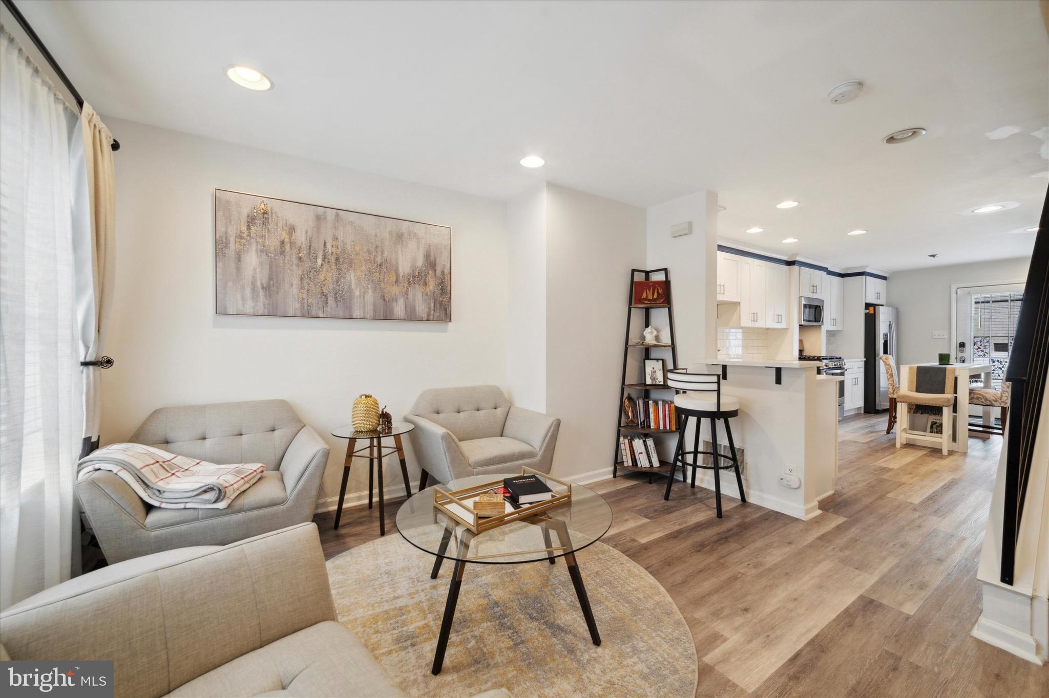 2537 Federal St