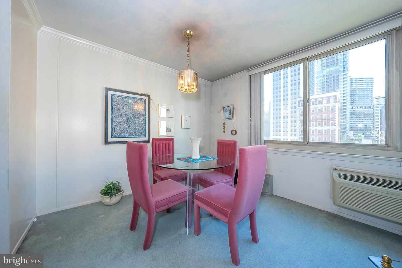 1919 Chestnut St #716