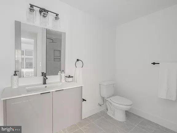 1538 FRANKFORD AVE #2B