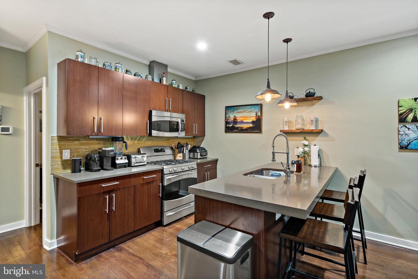 1247 E Columbia Ave #5