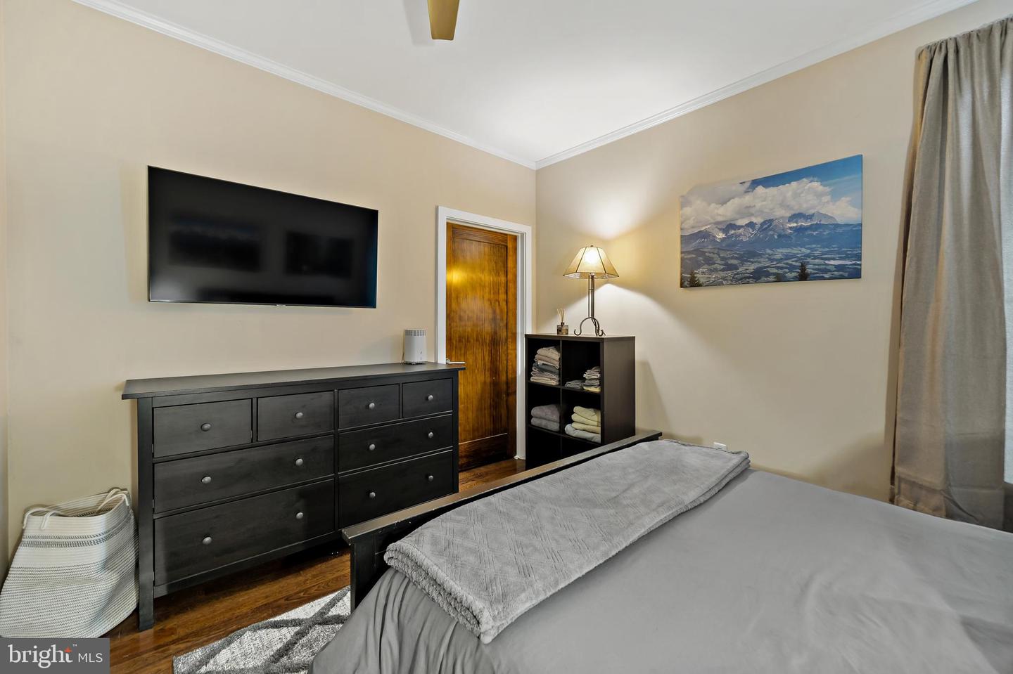 1247 E Columbia Ave #5