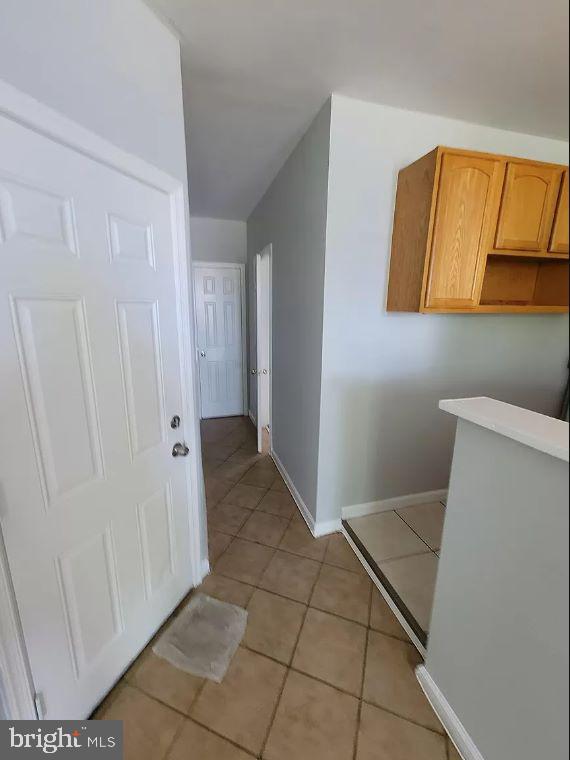 5217 CHESTER AVE #2F