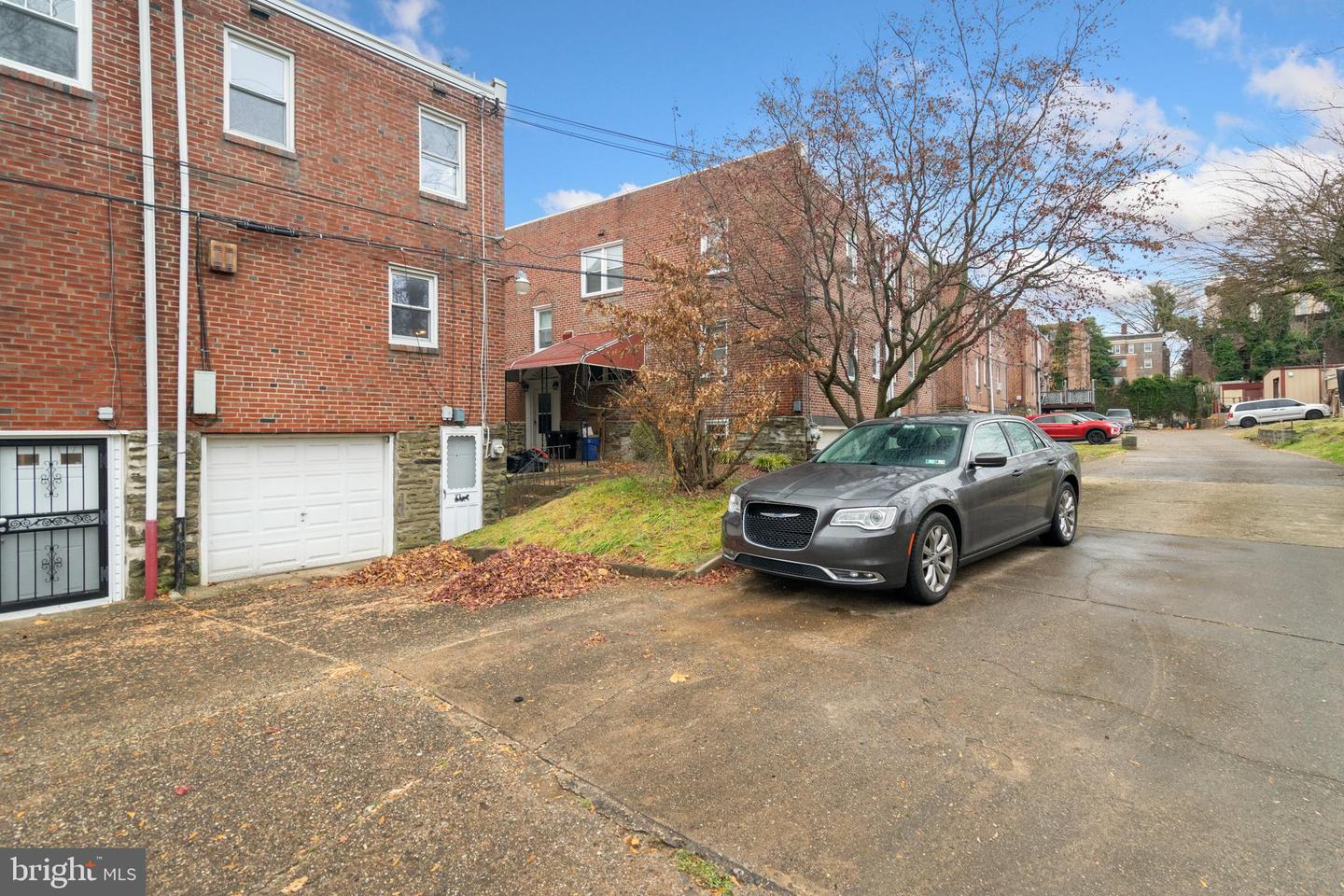 2431 N 50th St