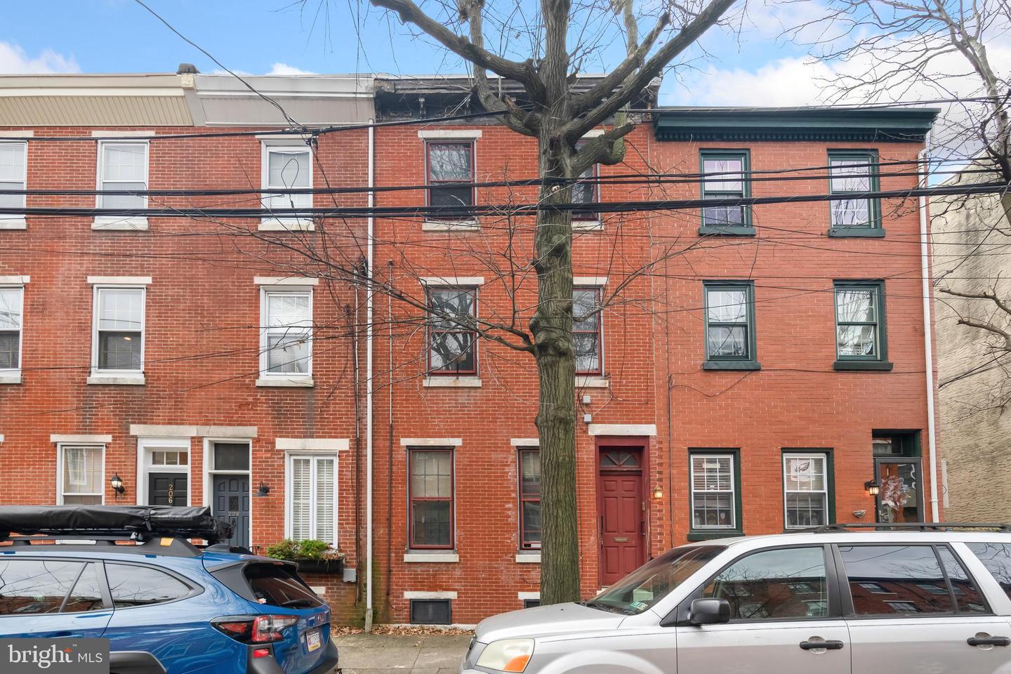 210 Carpenter St