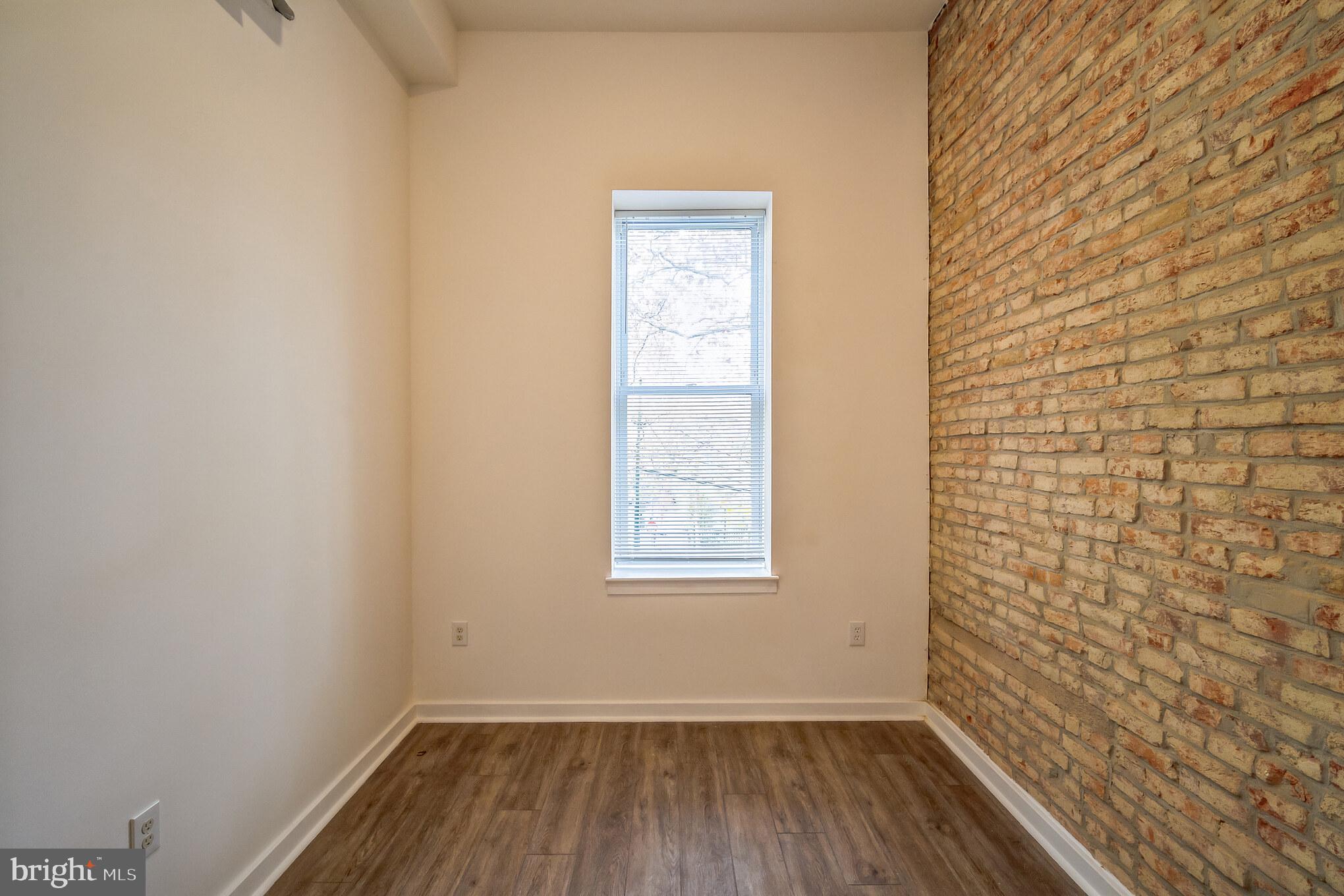 405 S 42nd St #1c