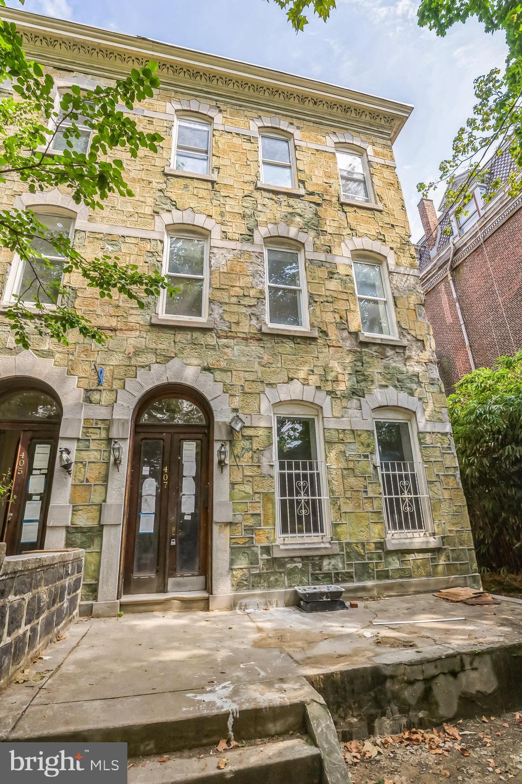 405 S 42nd St #1c