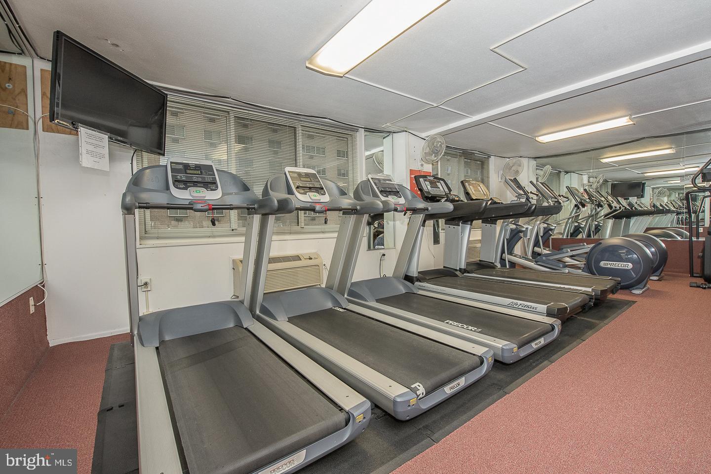 1901-45 John F Kennedy Blvd #815