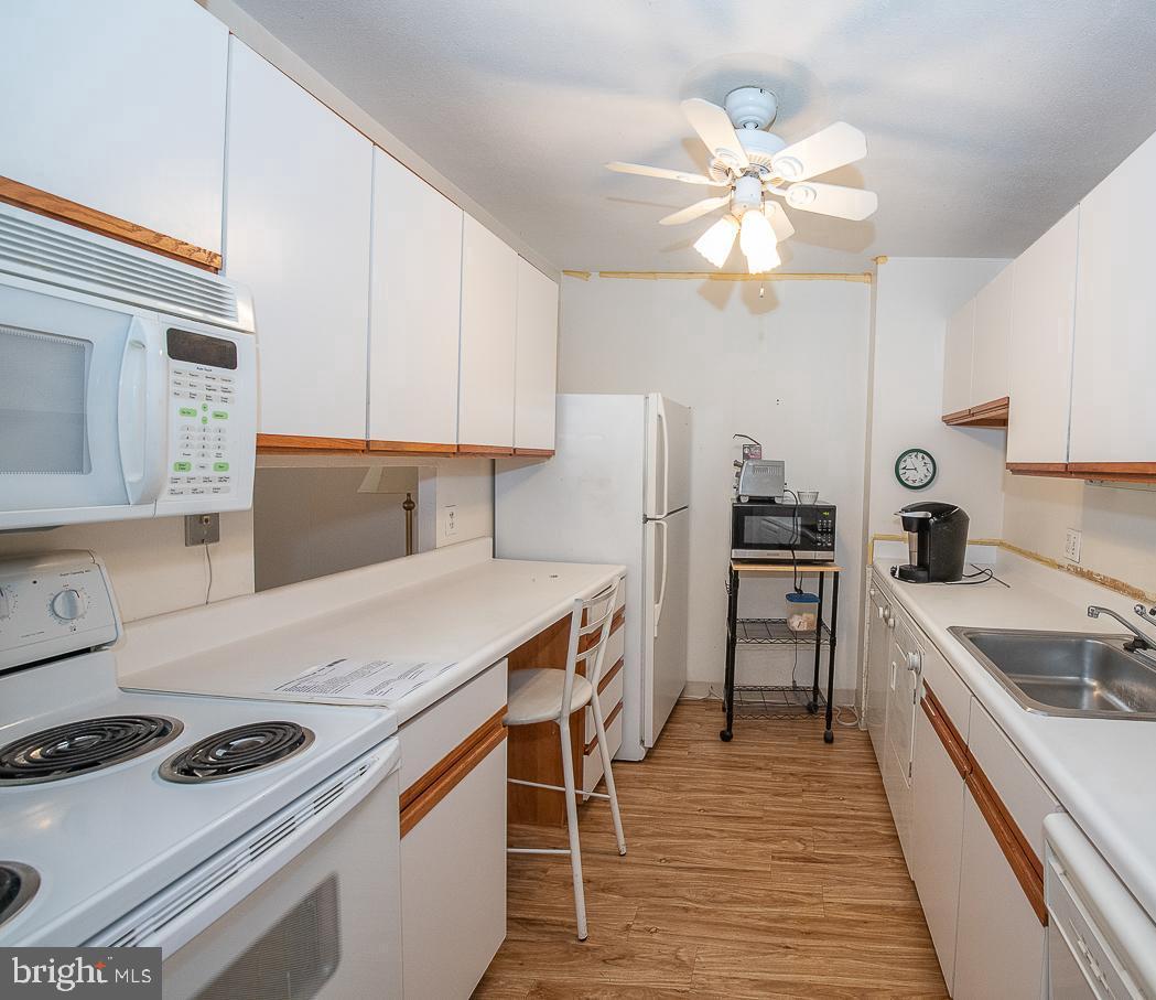 1901-45 John F Kennedy Blvd #815