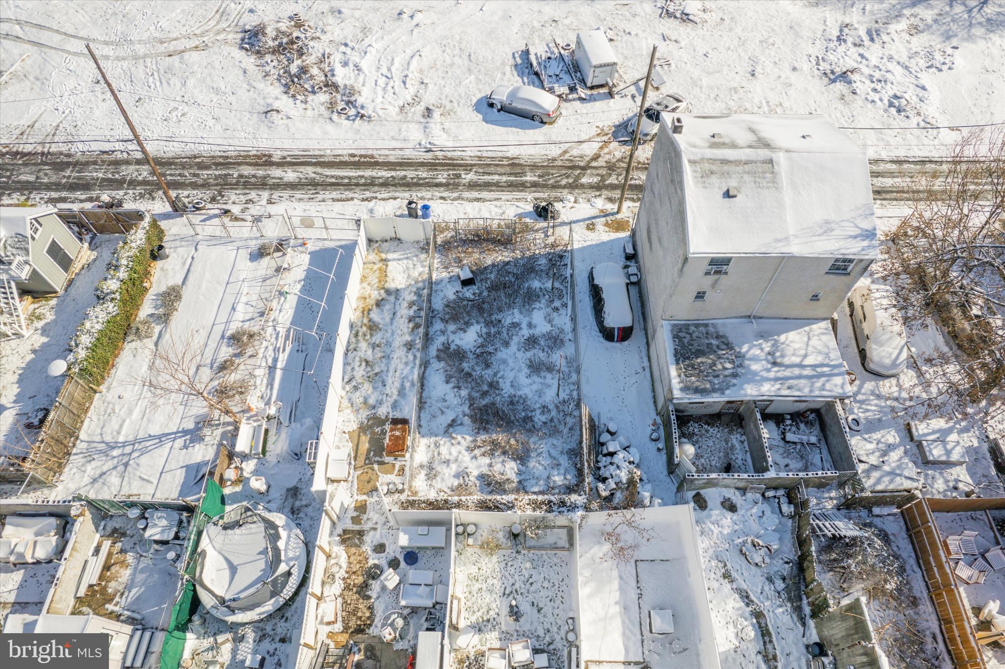 1716-18 N Bodine Street