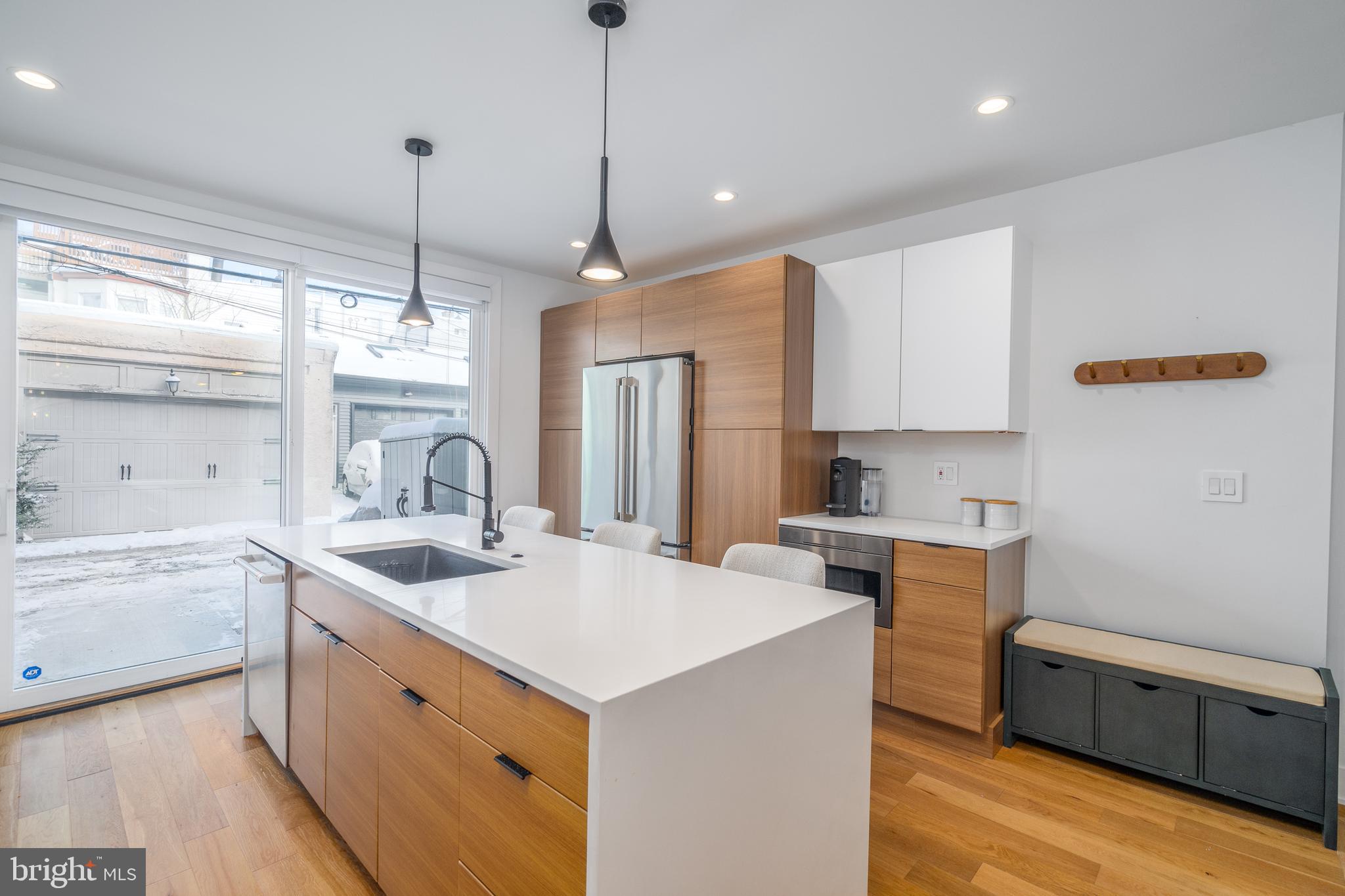 2015 Saint Albans St