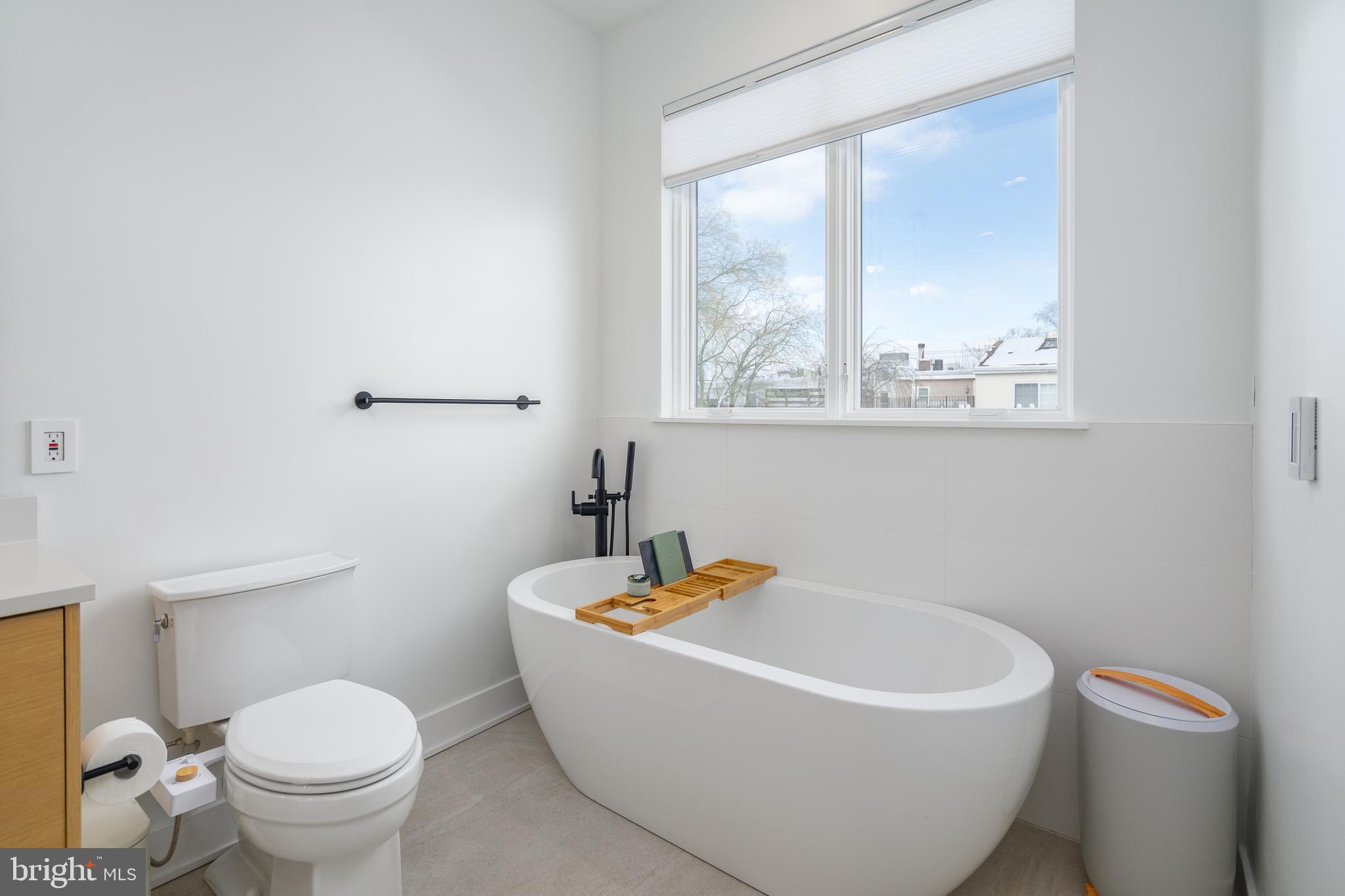 2015 Saint Albans St