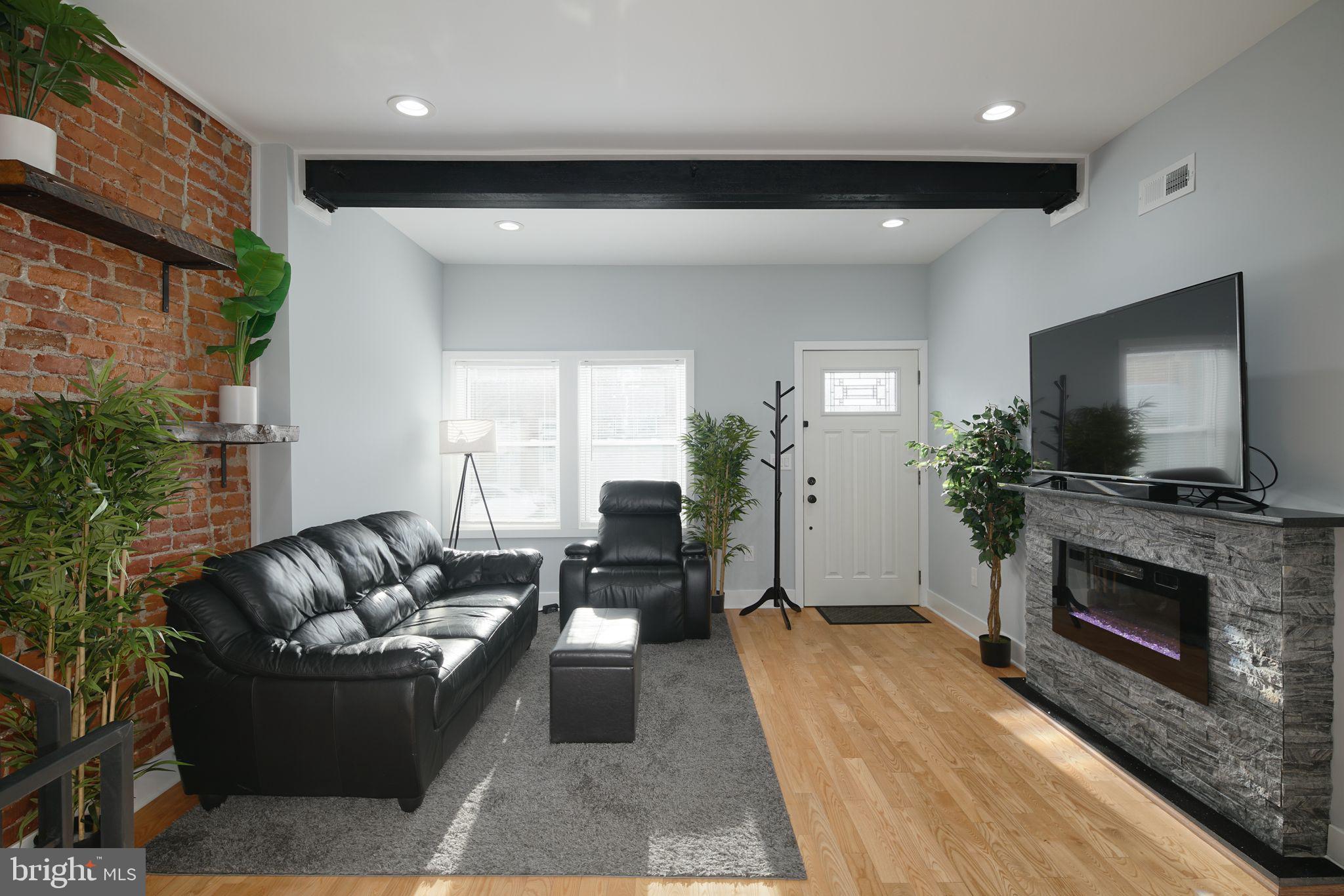 2802 Cedar St