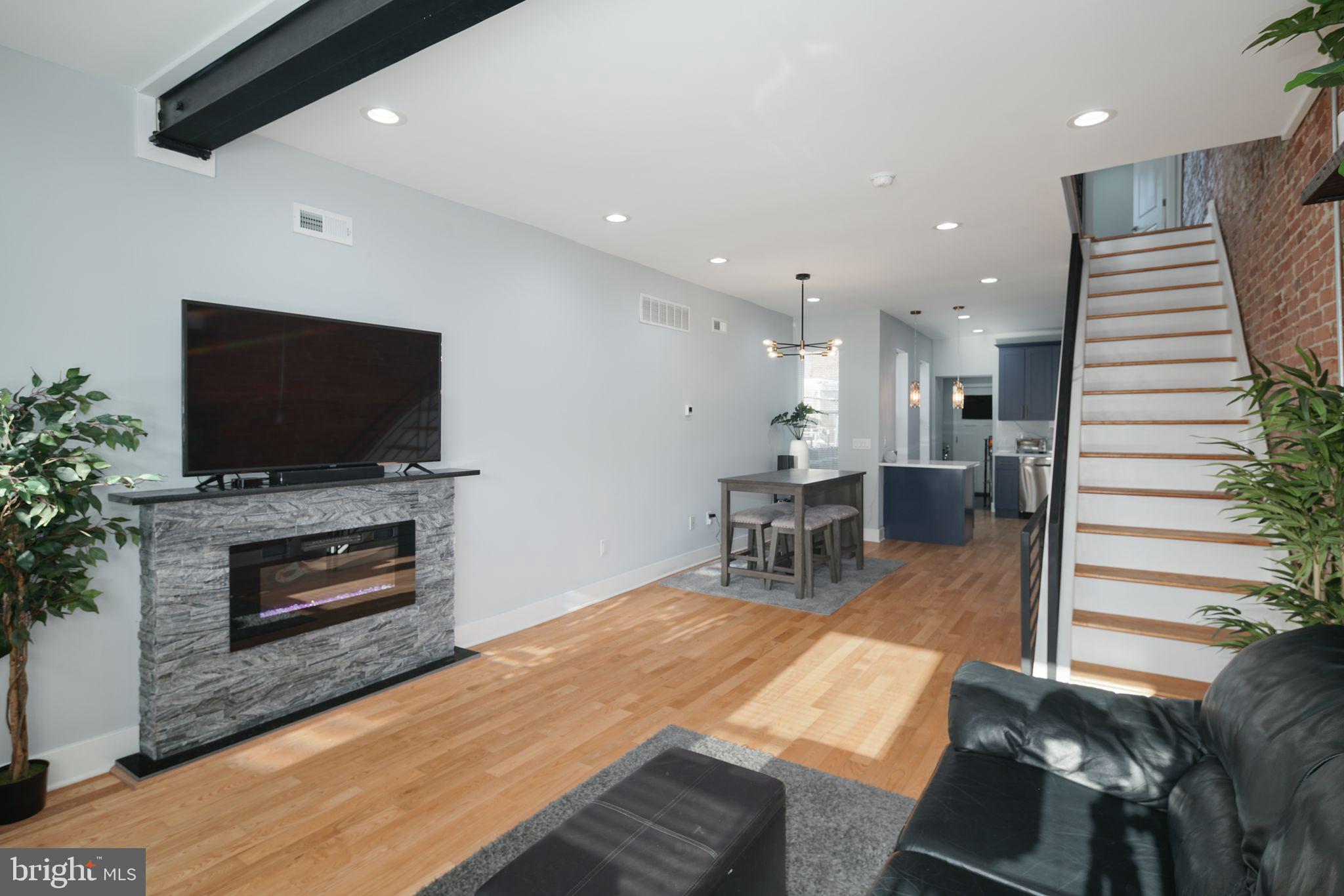 2802 Cedar St