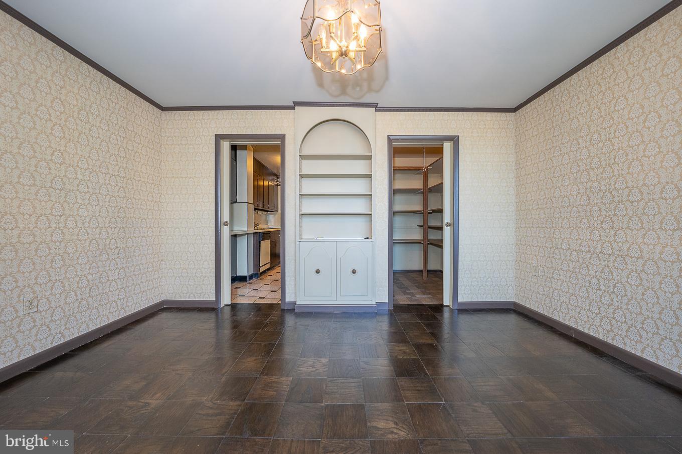 1919 Chestnut St #2801/24