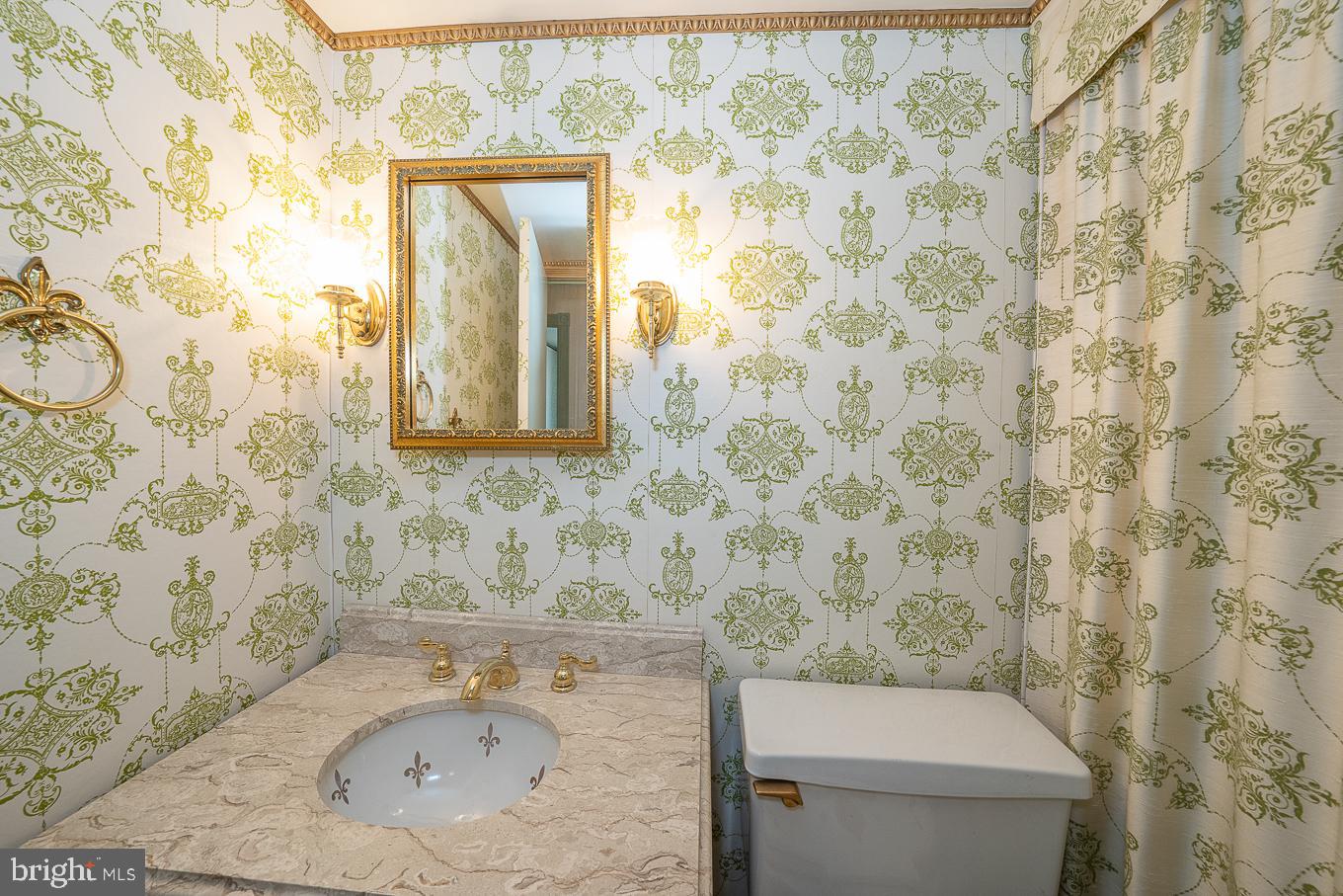 1919 Chestnut St #2801/24