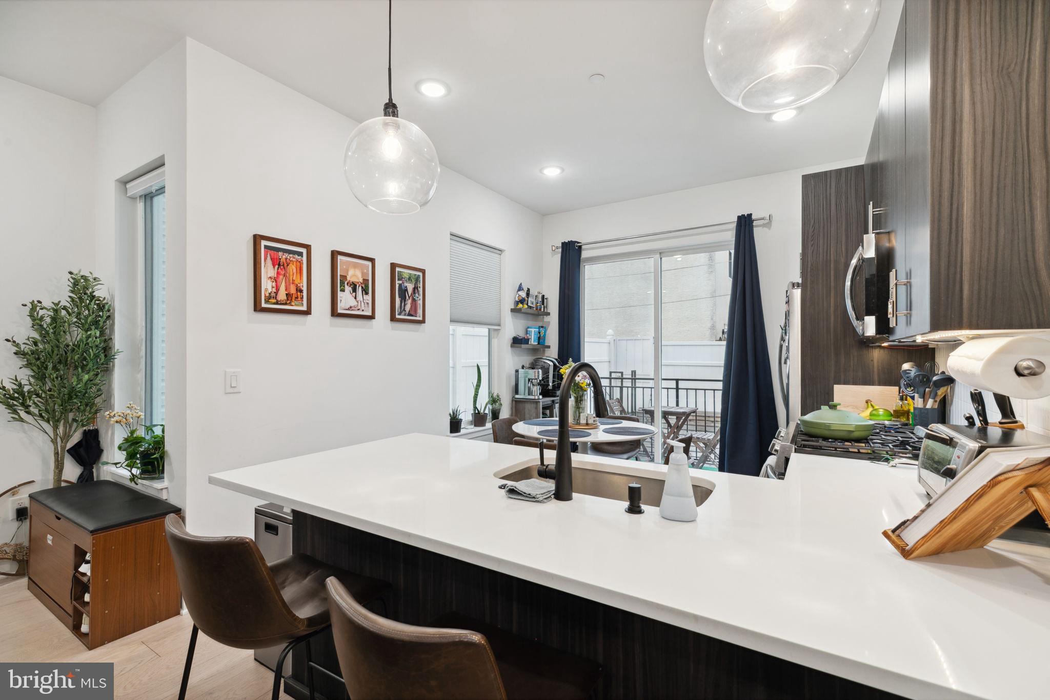 1632 Fitzwater St #C