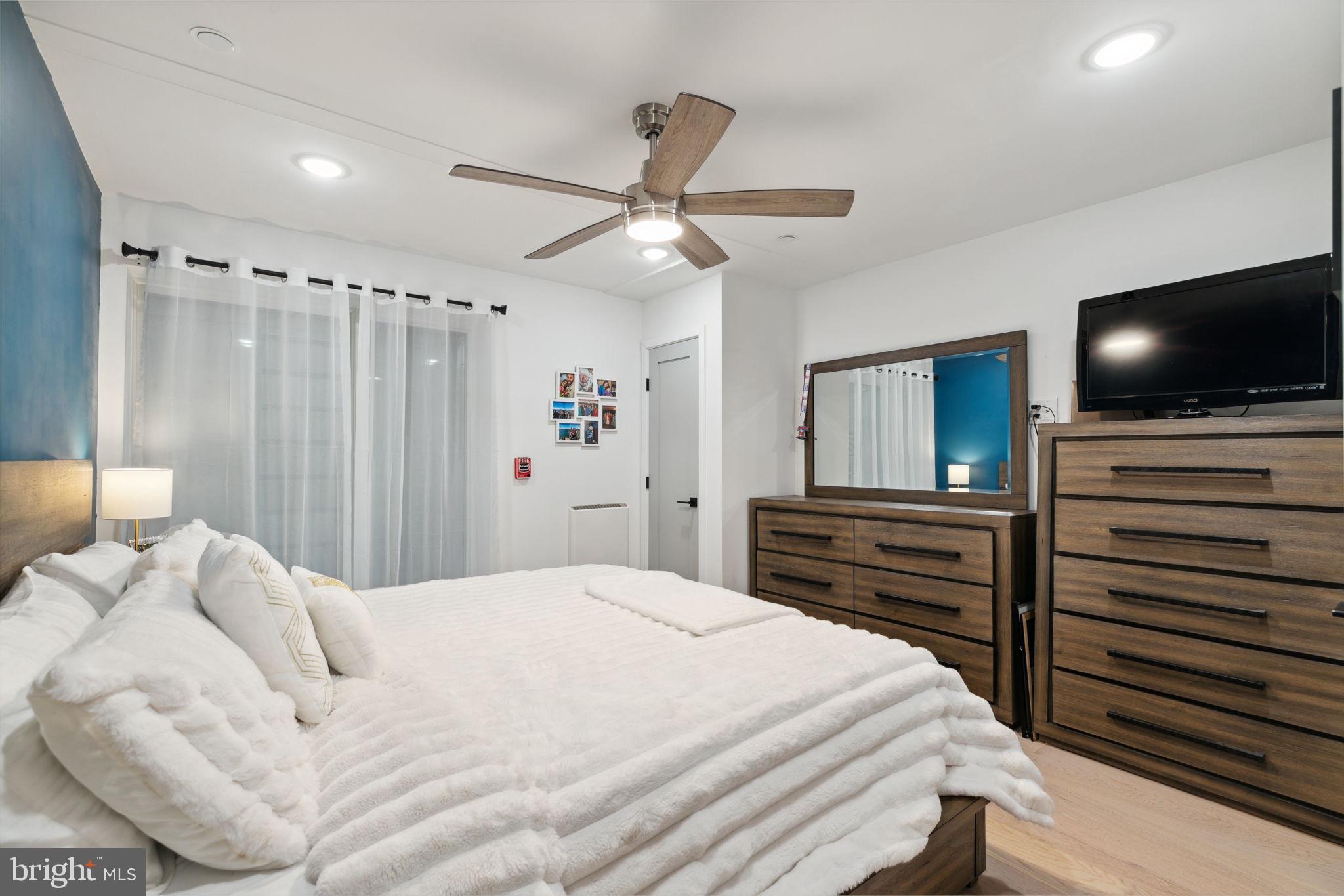 1632 Fitzwater St #C