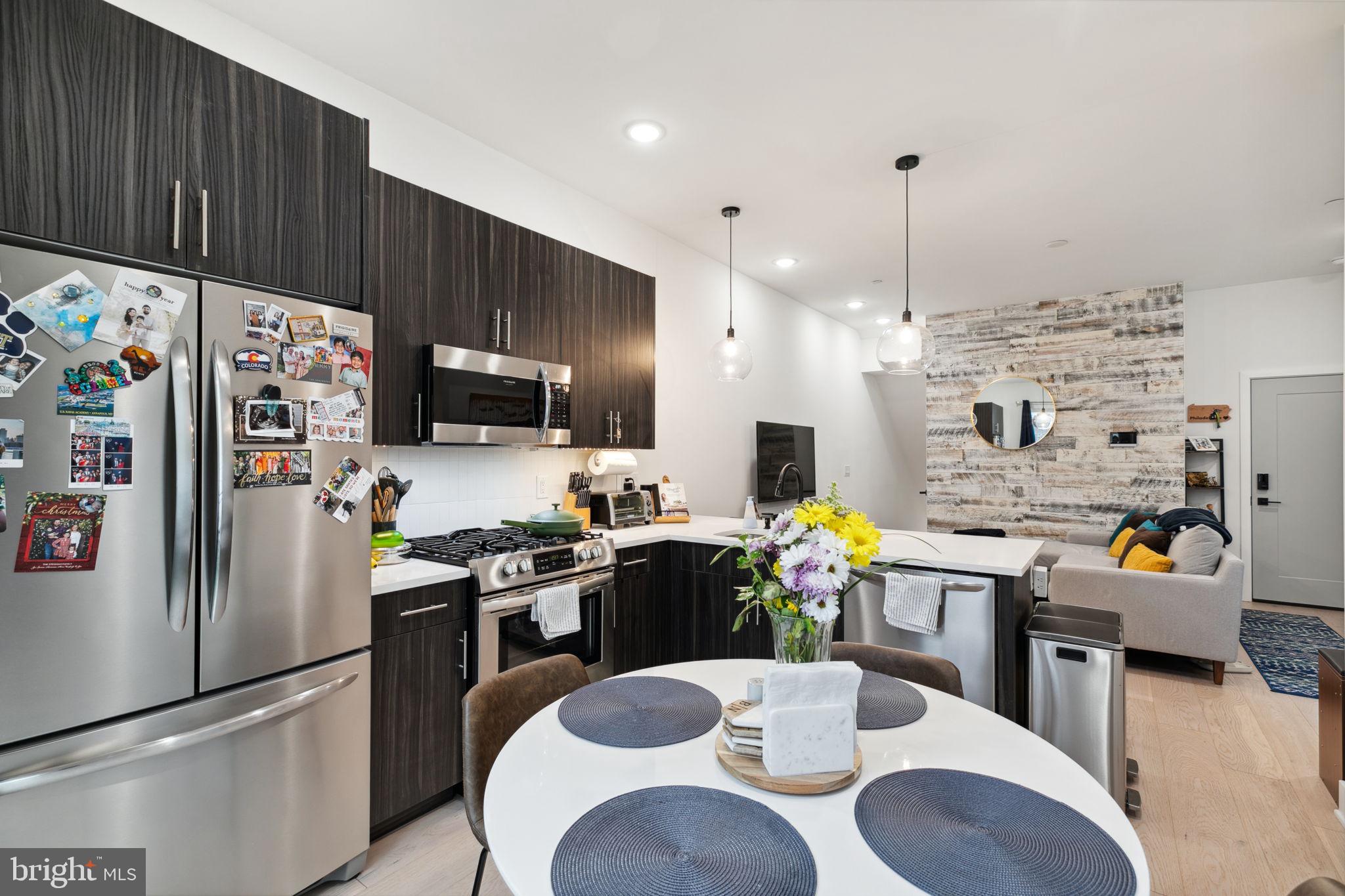 1632 Fitzwater St #C