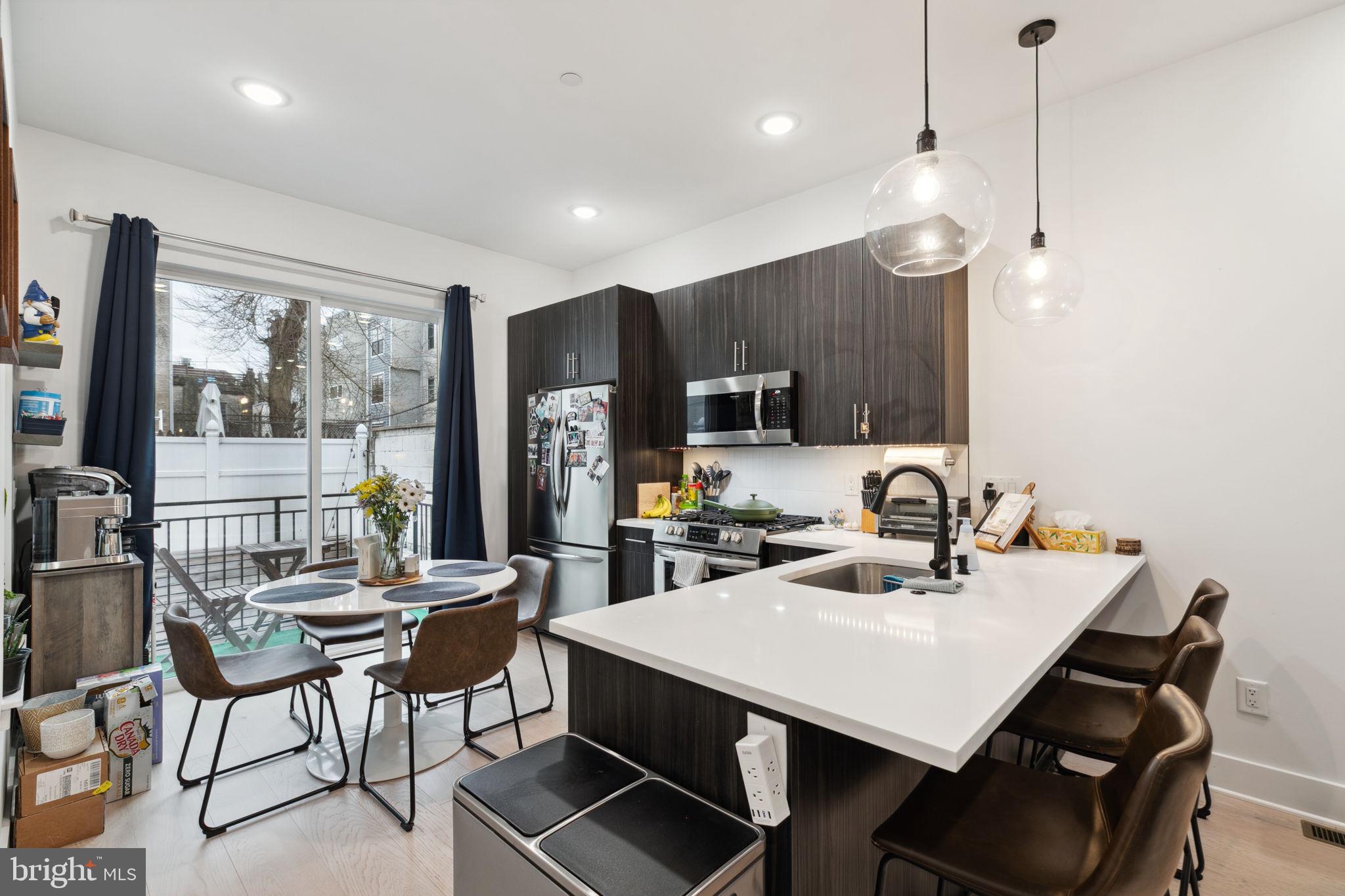 1632 Fitzwater St #C