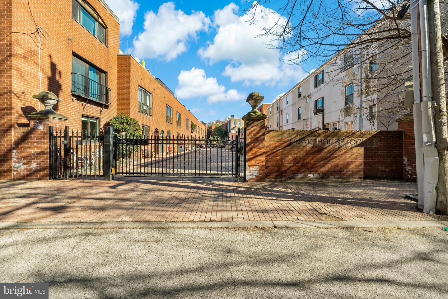 200 Head House Ct