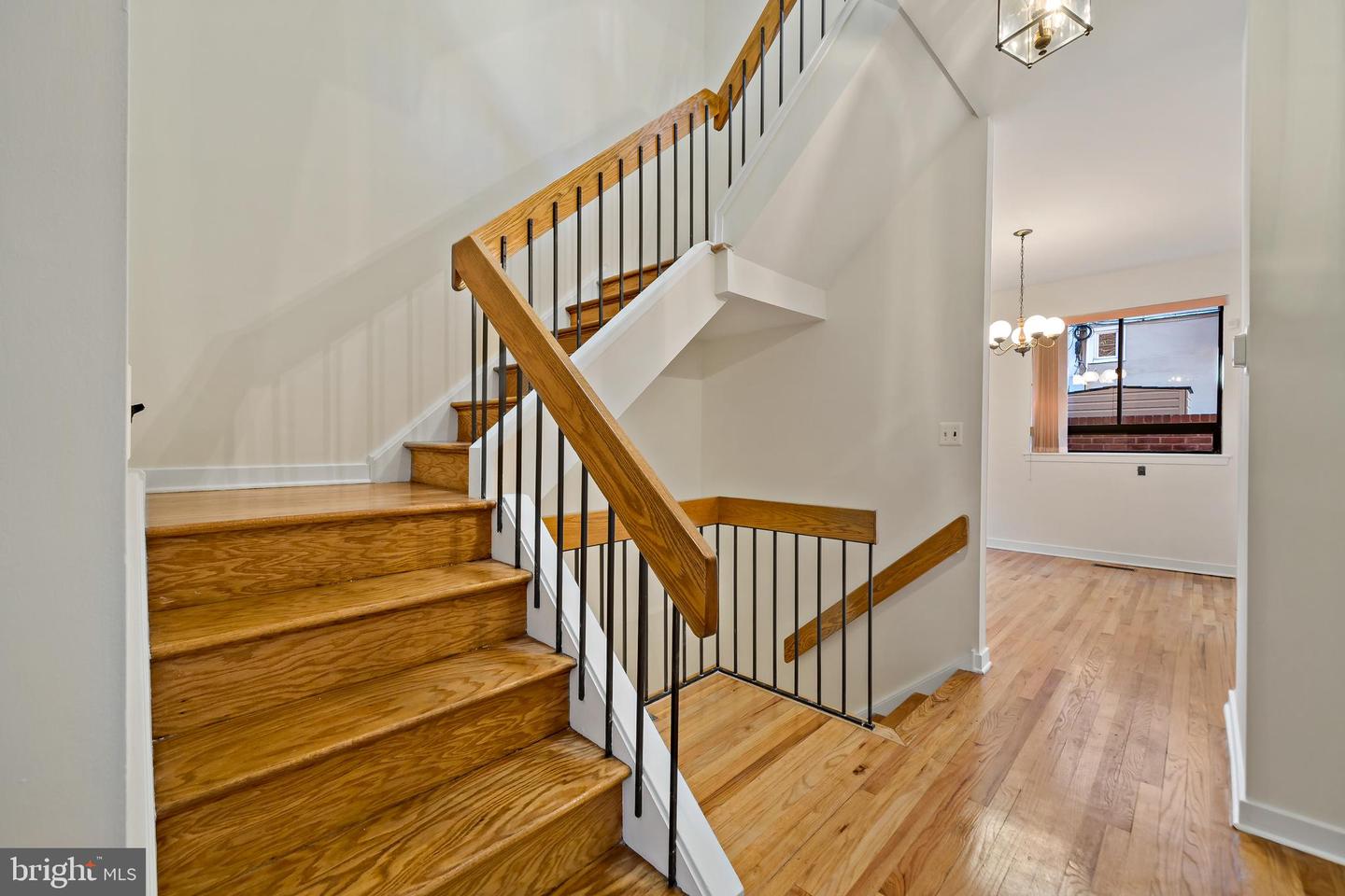200 Head House Ct
