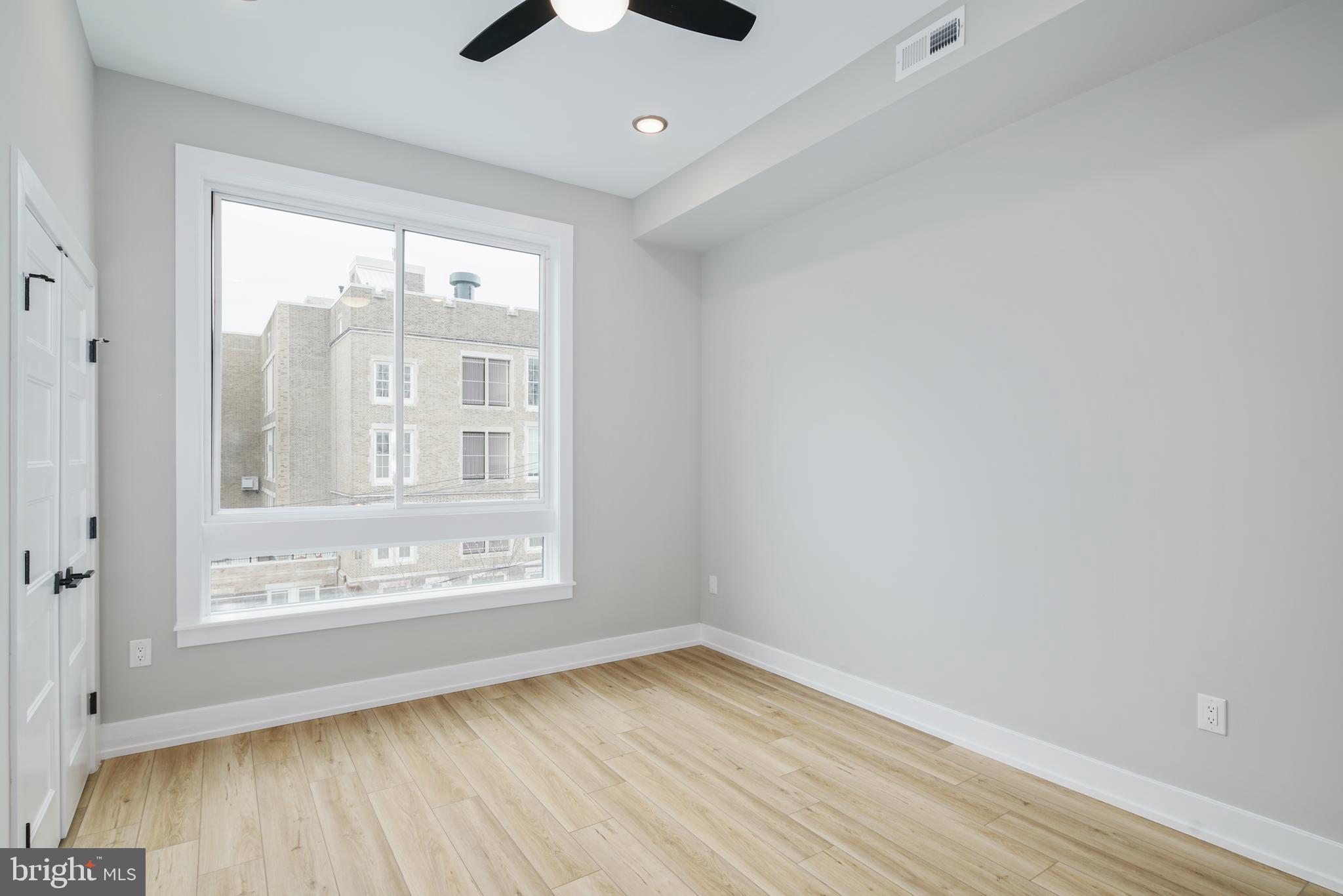 1341 N Randolph St #3